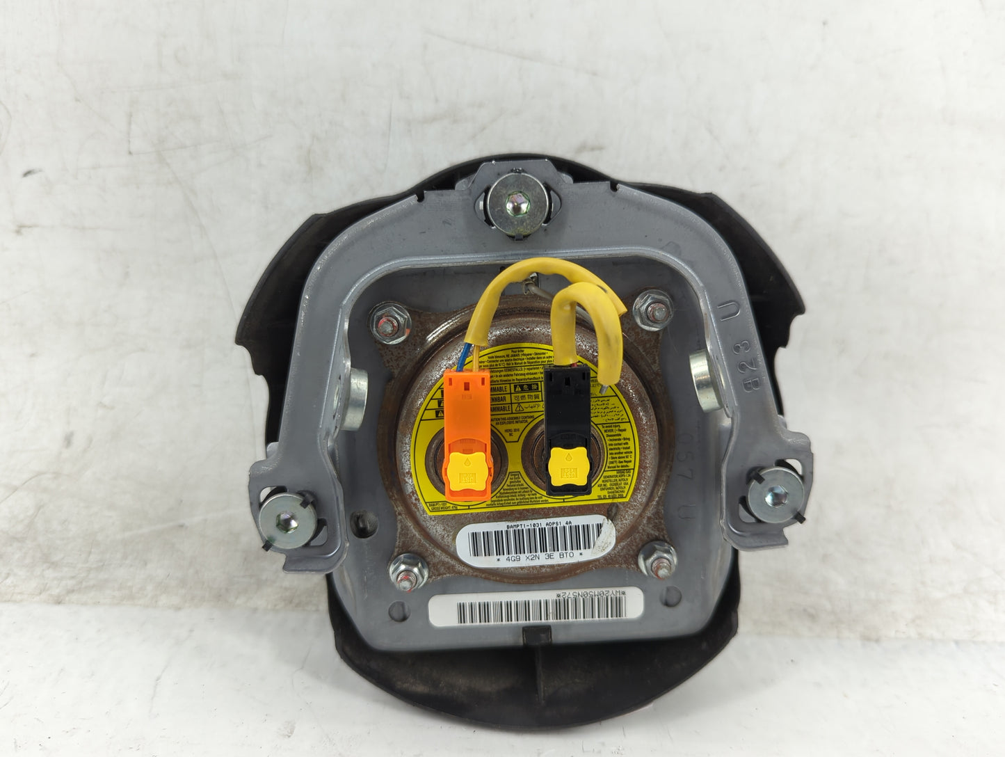 2010-2011 Subaru Legacy Air Bag Driver Left Steering Wheel Mounted Fits Fits 2010 2011 OEM Used Auto Parts - Oemusedautopart