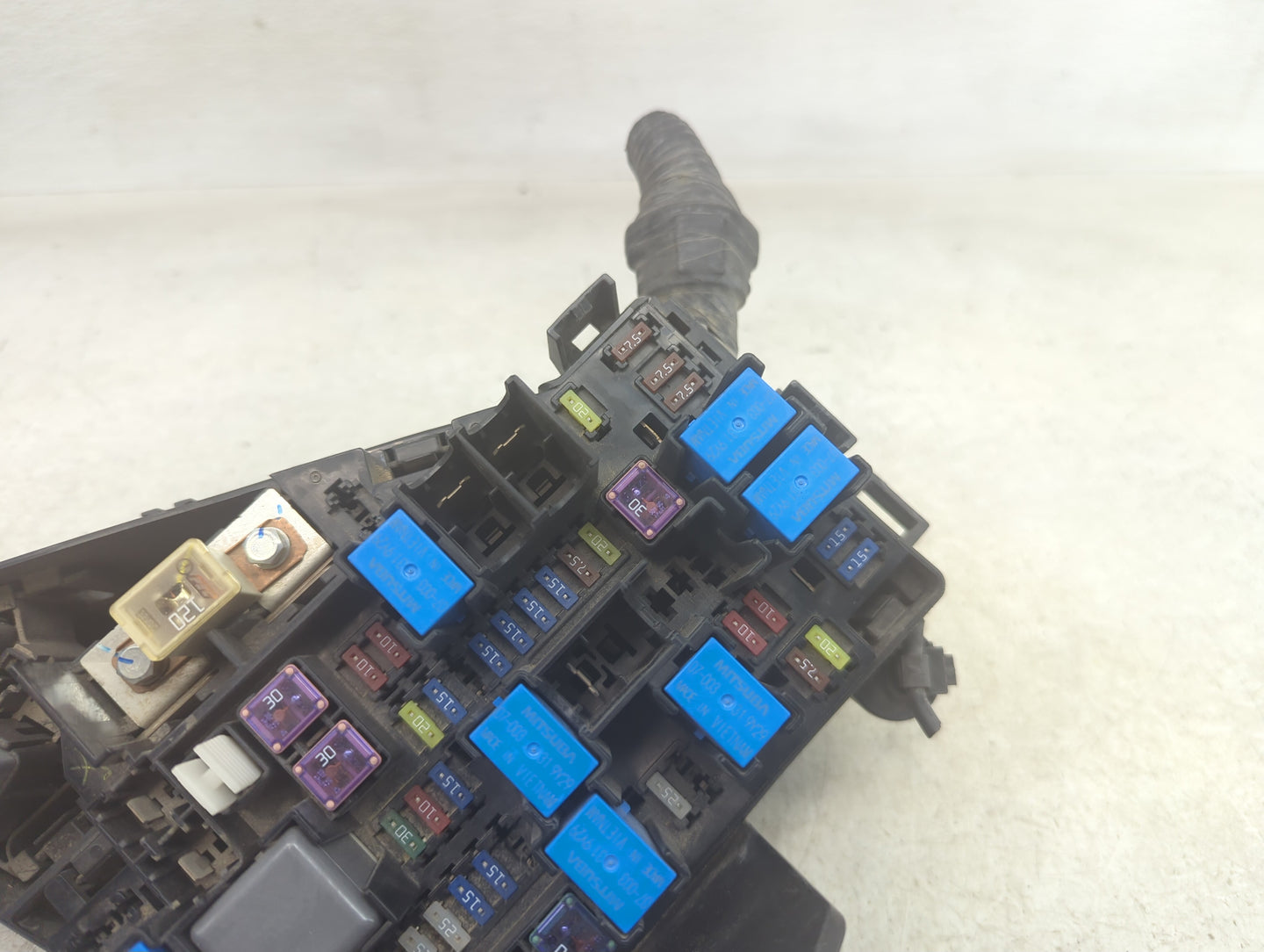 2010-2014 Subaru Legacy Fusebox Fuse Box Panel Relay Module P/N:MB503200B Fits Fits 2010 2011 2012 2013 2014 OEM Used Auto P