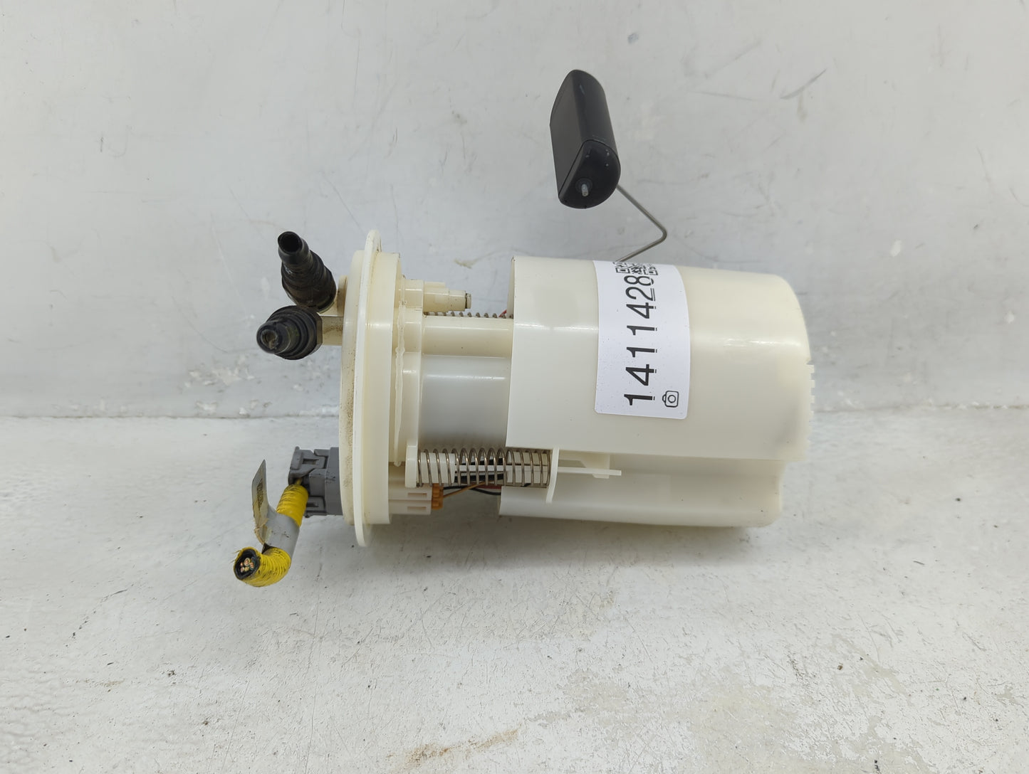 2010-2011 Subaru Legacy Electrical Gas Fuel Pump Assembly - Oemusedautoparts1.com