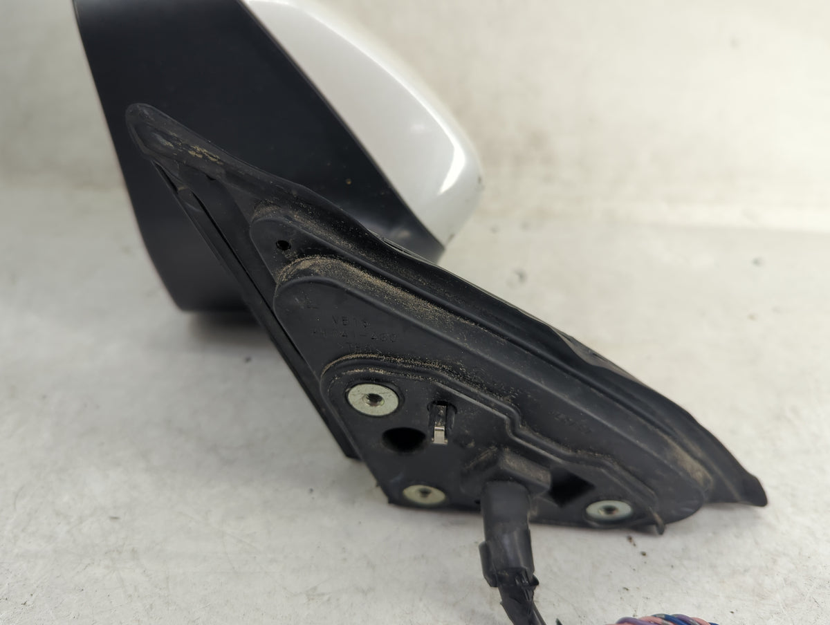2010 Subaru Legacy Driver Side View Mirror - Left Door Mirror OEM Used - Oemusedautoparts1.com
