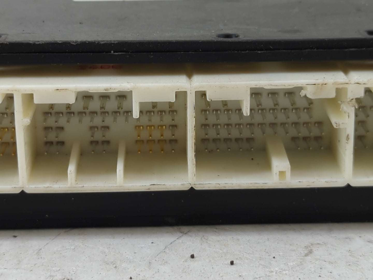 2010 Subaru Legacy Body Control Module Bcm Inner Cabin Fuse Box - Oemusedautoparts1.com