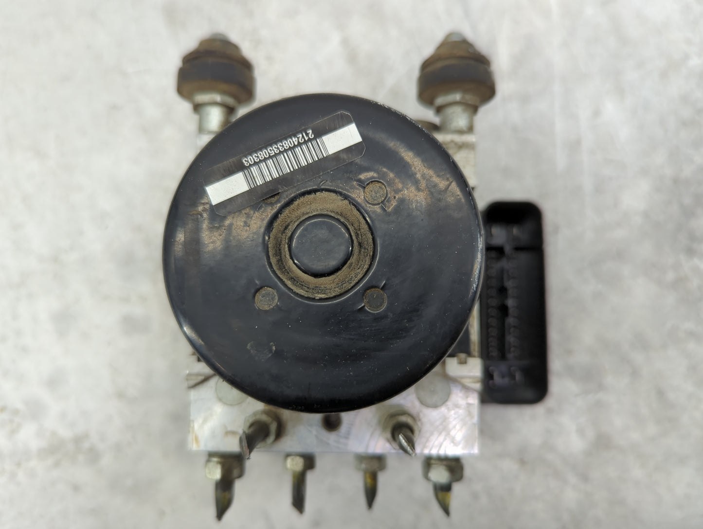 2010-2011 Subaru Legacy ABS Pump Control Module Replacement P/N:27536AJ00C 0013210216401550129740 Fits Fits 2010 2011 OEM Us