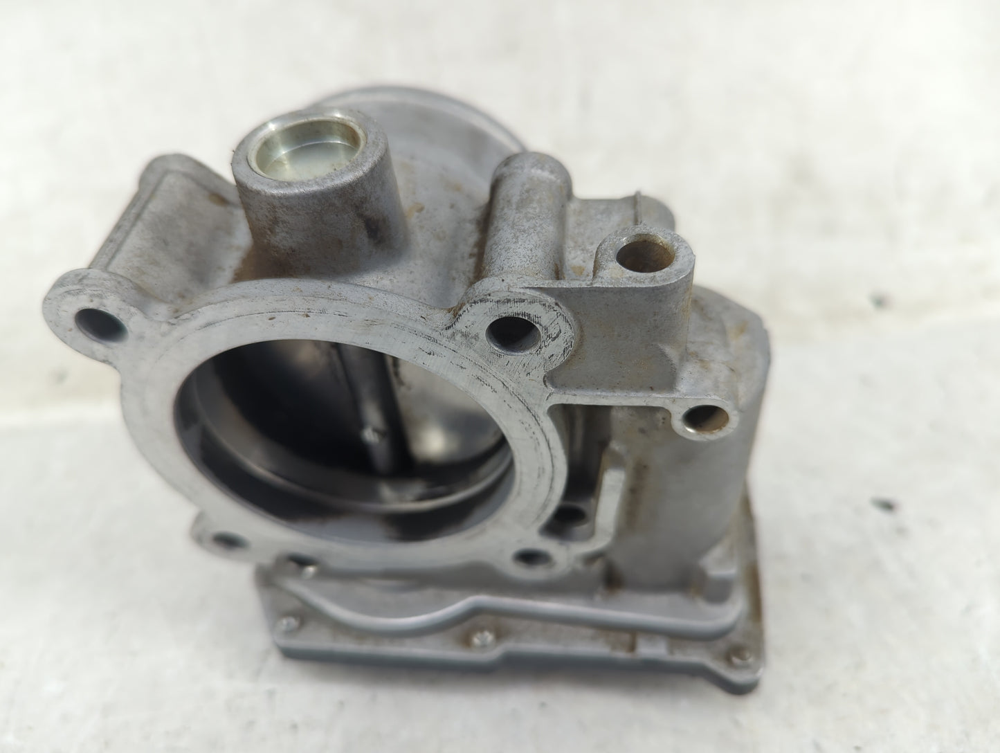 2010-2012 Subaru Legacy Throttle Body Fits Fits 2010 2011 2012 OEM Used Auto Parts - Oemusedautoparts1.com