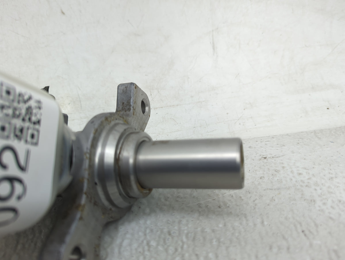 2010-2014 Subaru Legacy Brake Master Cylinder 1451092 - Oemusedautoparts1.com