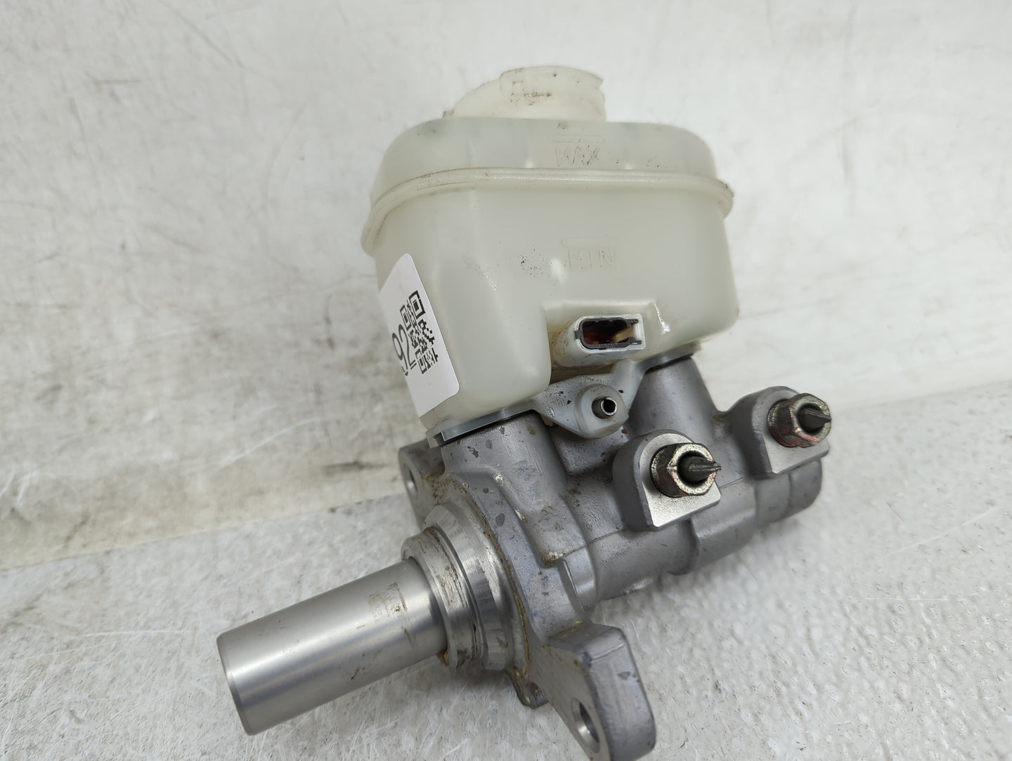 2010-2014 Subaru Legacy Brake Master Cylinder 1451092 - Oemusedautoparts1.com
