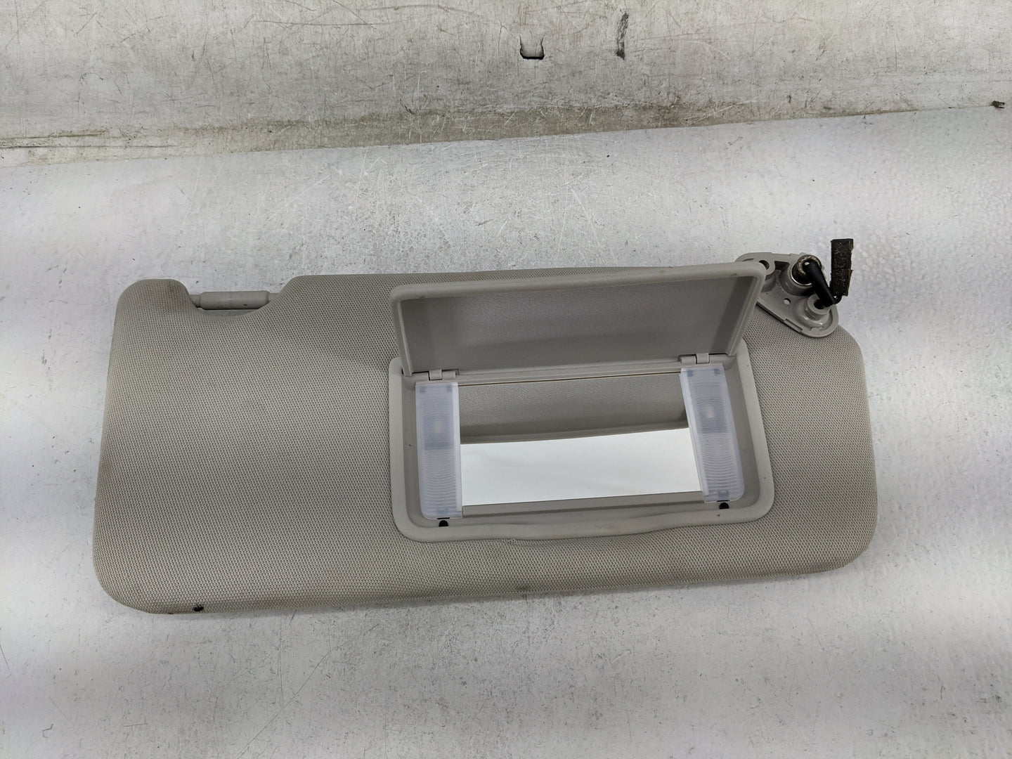 2010-2014 Subaru Legacy Sun Visor Shade Replacement Passenger Right Mirror Fits Fits 2010 2011 2012 2013 2014 OEM Used Auto 