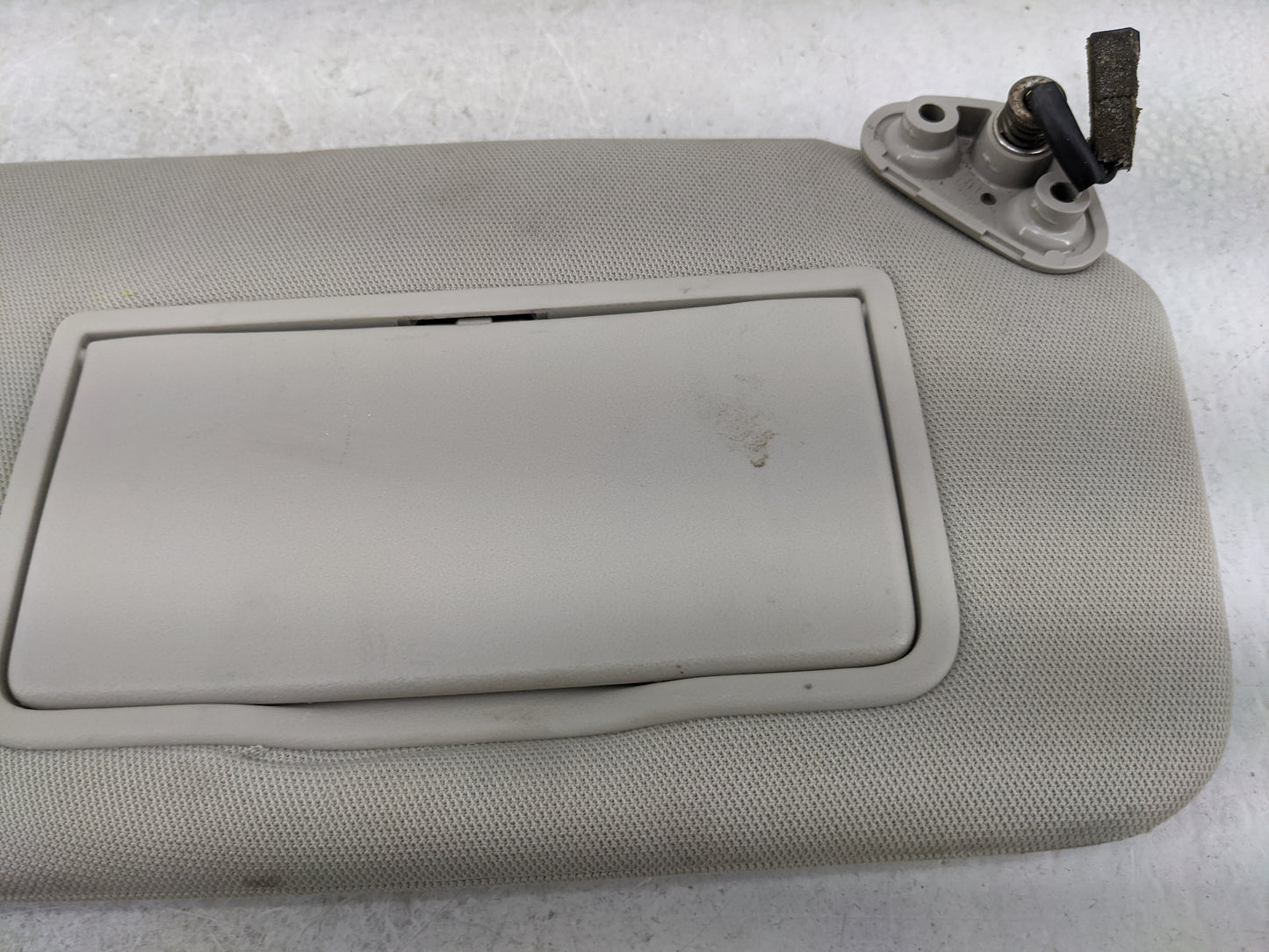 2010-2014 Subaru Legacy Sun Visor Shade Replacement Passenger Right Mirror Fits Fits 2010 2011 2012 2013 2014 OEM Used Auto 