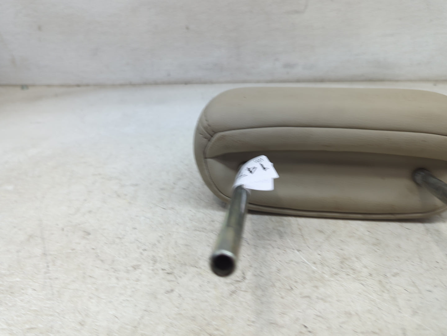 2010 Subaru Legacy Headrest Head Rest Rear Seat Fits OEM Used Auto Parts - Oemusedautoparts1.com