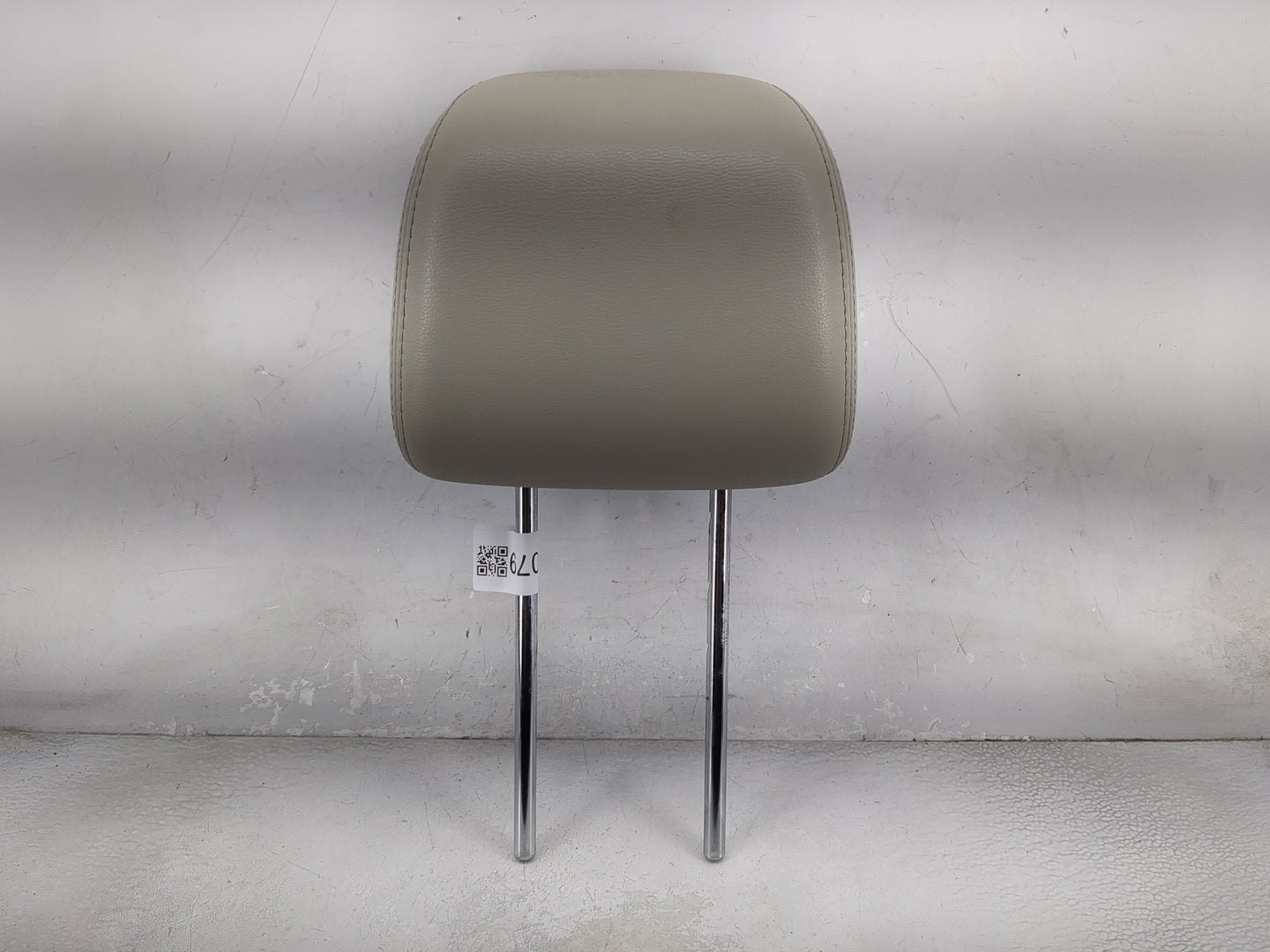 2010 Subaru Legacy Headrest Head Rest Front Driver Passenger Seat Fits OEM Used Auto Parts - Oemusedautoparts1.com