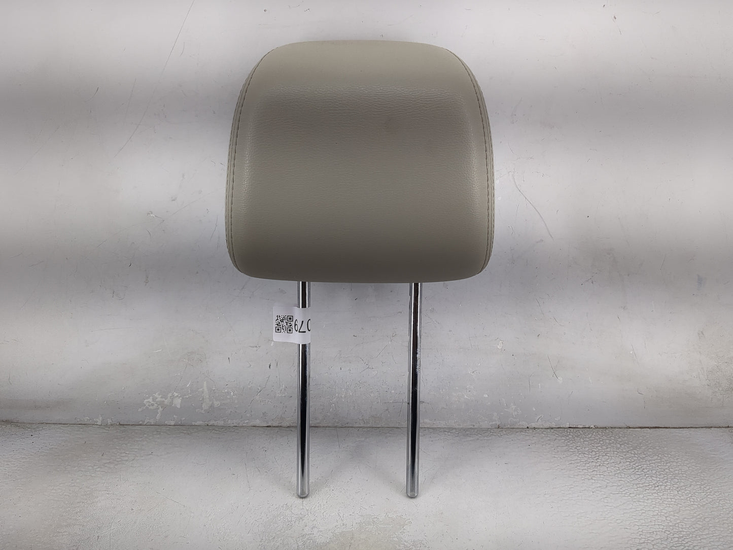 2010 Subaru Legacy Headrest Head Rest Front Driver Passenger Seat Fits OEM Used Auto Parts - Oemusedautoparts1.com