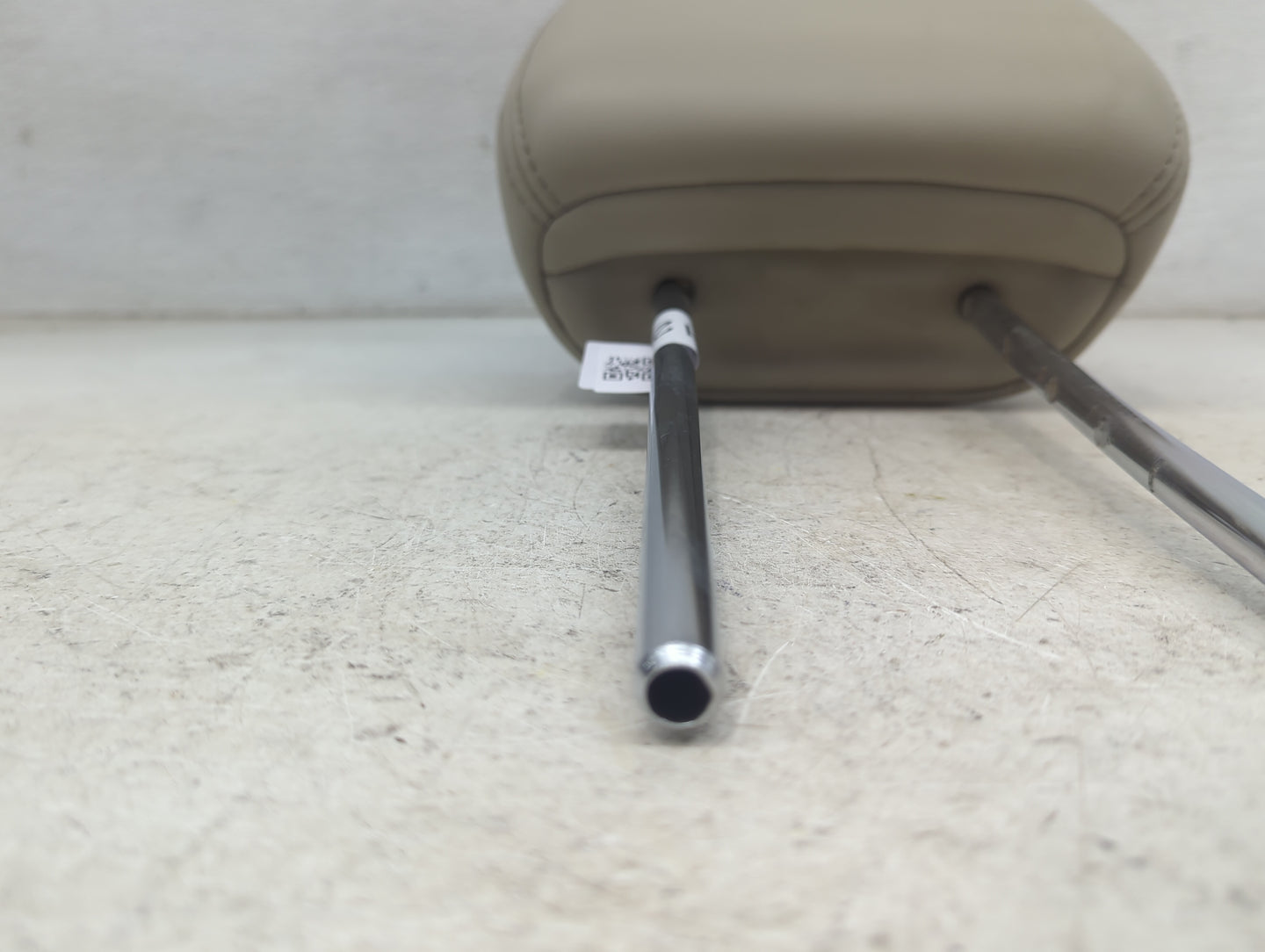 2010 Subaru Legacy Headrest Head Rest Front Driver Seat Beige - Oemusedautoparts1.com