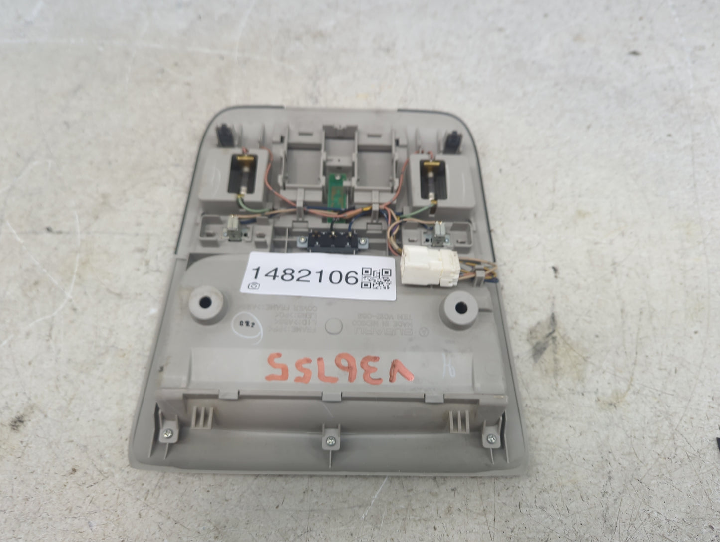 2010 Subaru Legacy Overhead Roof Console Gray - Oemusedautoparts1.com