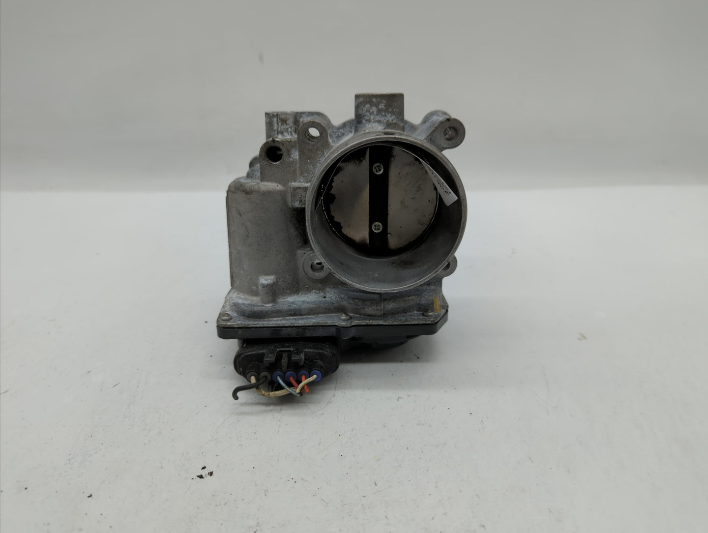 2010-2012 Subaru Legacy Throttle Body P/N:16112AA350 Fits Fits 2010 2011 2012 OEM Used Auto Parts - Oemusedautoparts1.com