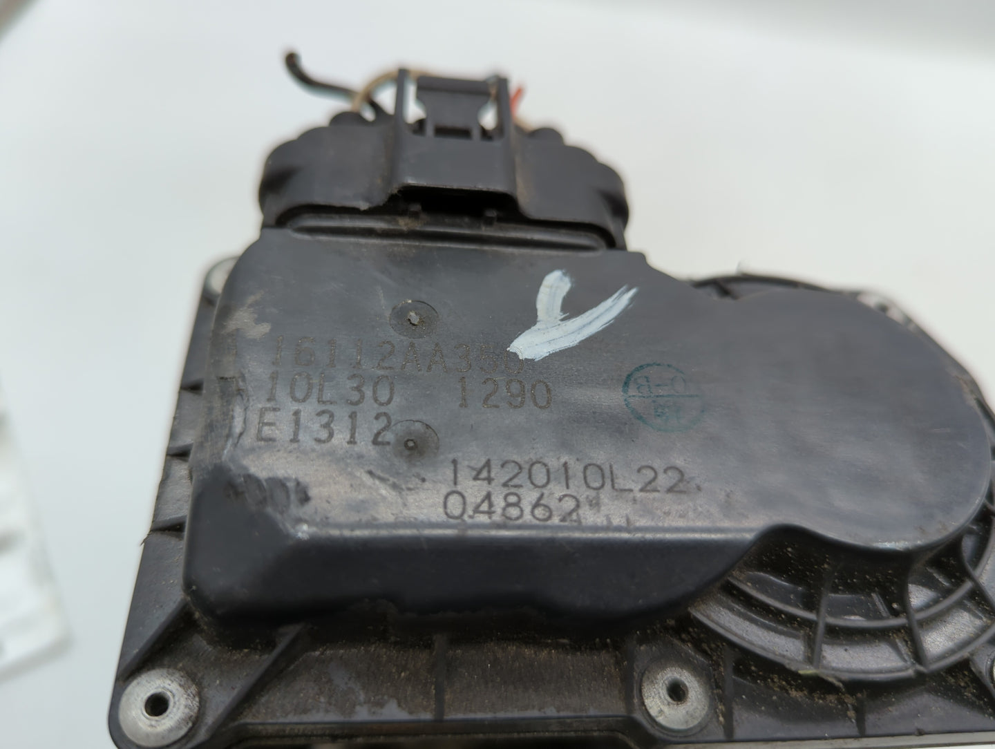 2010-2012 Subaru Legacy Throttle Body P/N:16112AA350 Fits Fits 2010 2011 2012 OEM Used Auto Parts - Oemusedautoparts1.com