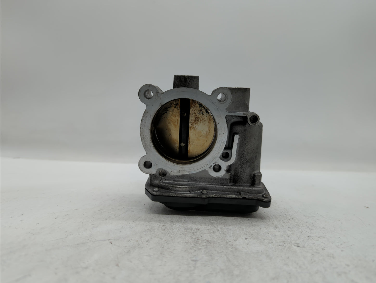 2010-2012 Subaru Legacy Throttle Body P/N:16112AA350 Fits Fits 2010 2011 2012 OEM Used Auto Parts - Oemusedautoparts1.com