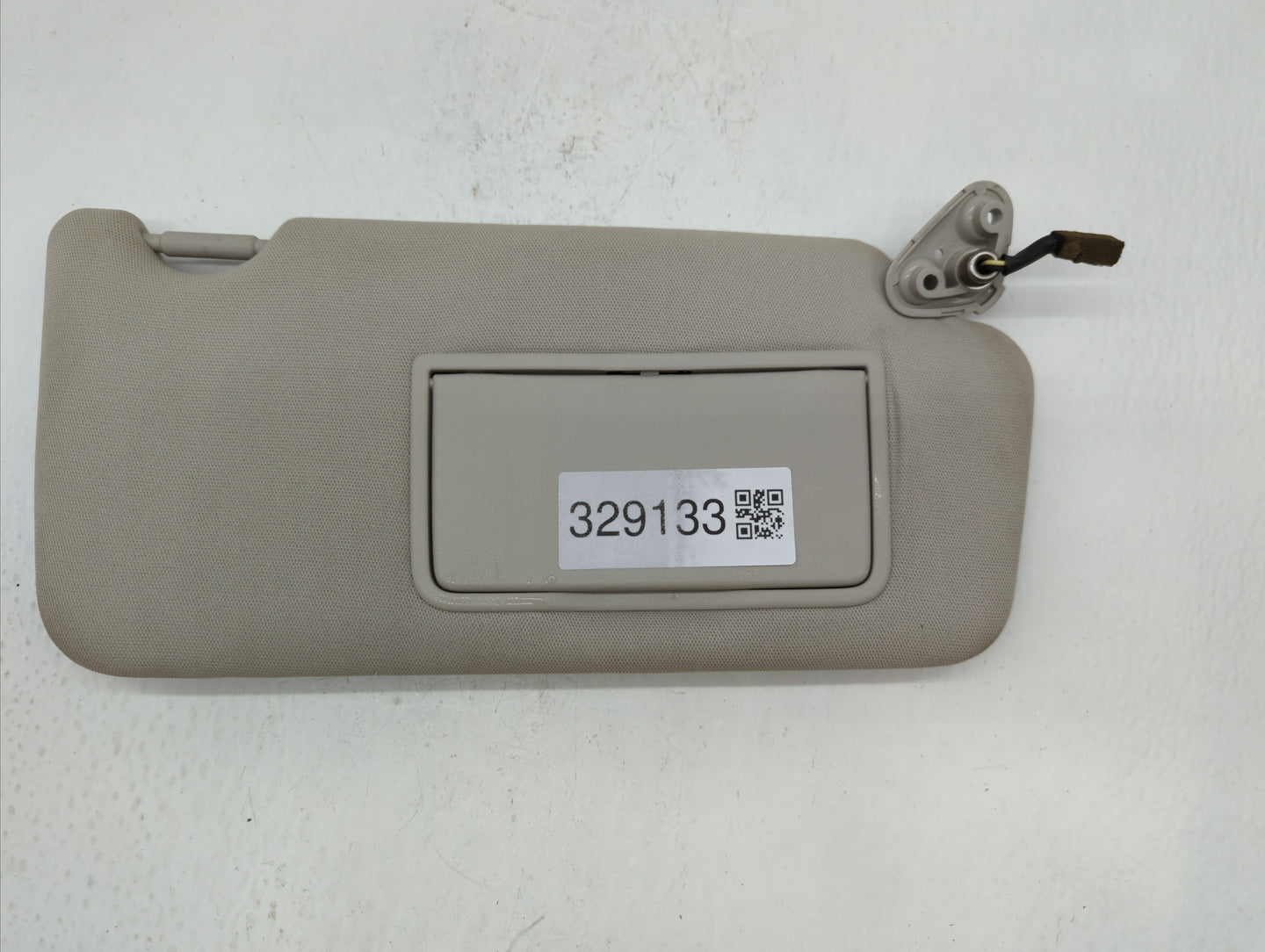 2010-2014 Subaru Legacy Sun Visor Shade Replacement Passenger Right Mirror Fits Fits 2010 2011 2012 2013 2014 OEM Used Auto 