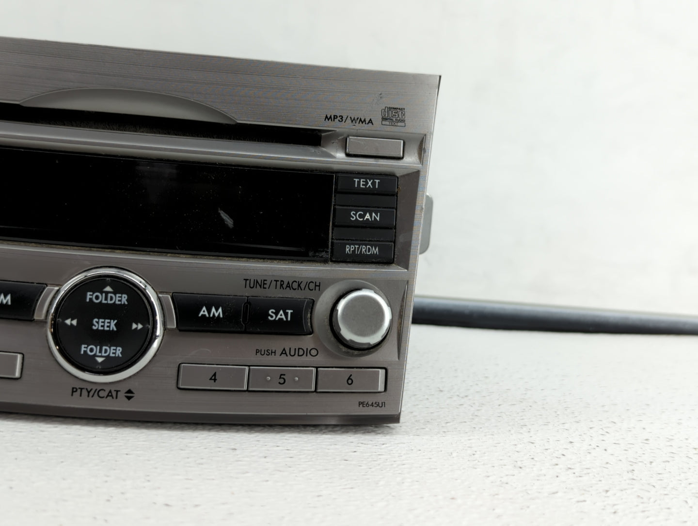 2010-2012 Subaru Legacy Am Fm Cd Player Radio Receiver - Oemusedautoparts1.com