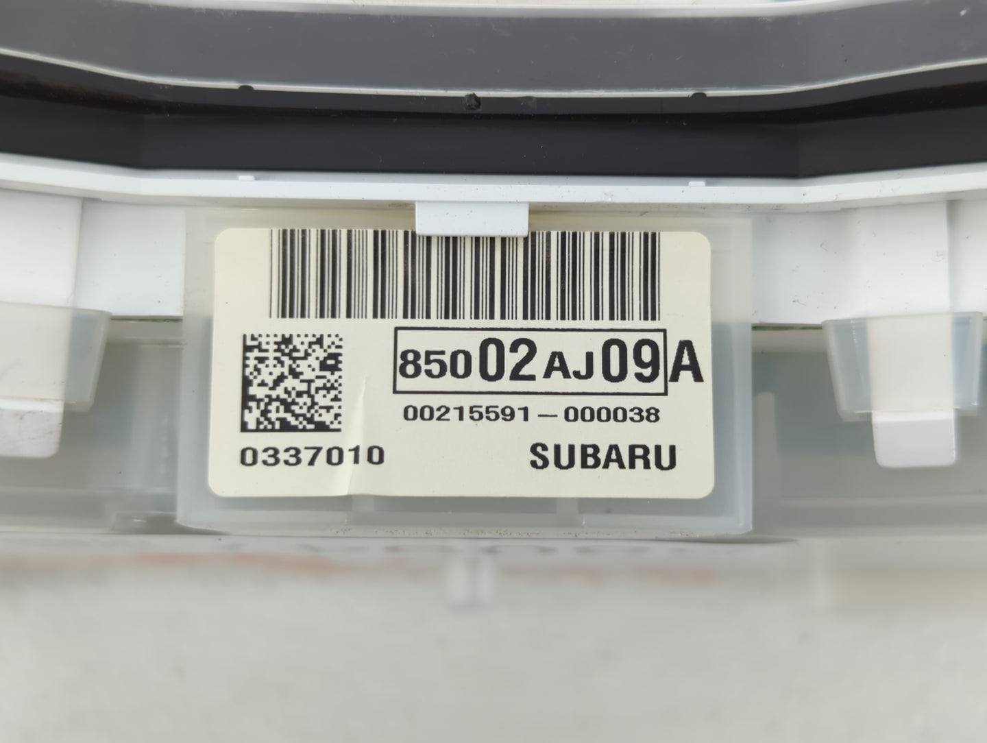 2010 Subaru Legacy Instrument Cluster Speedometer Gauges P/N:0337010 00215591-000038, 85002AJ09 A Fits OEM Used Auto Parts -