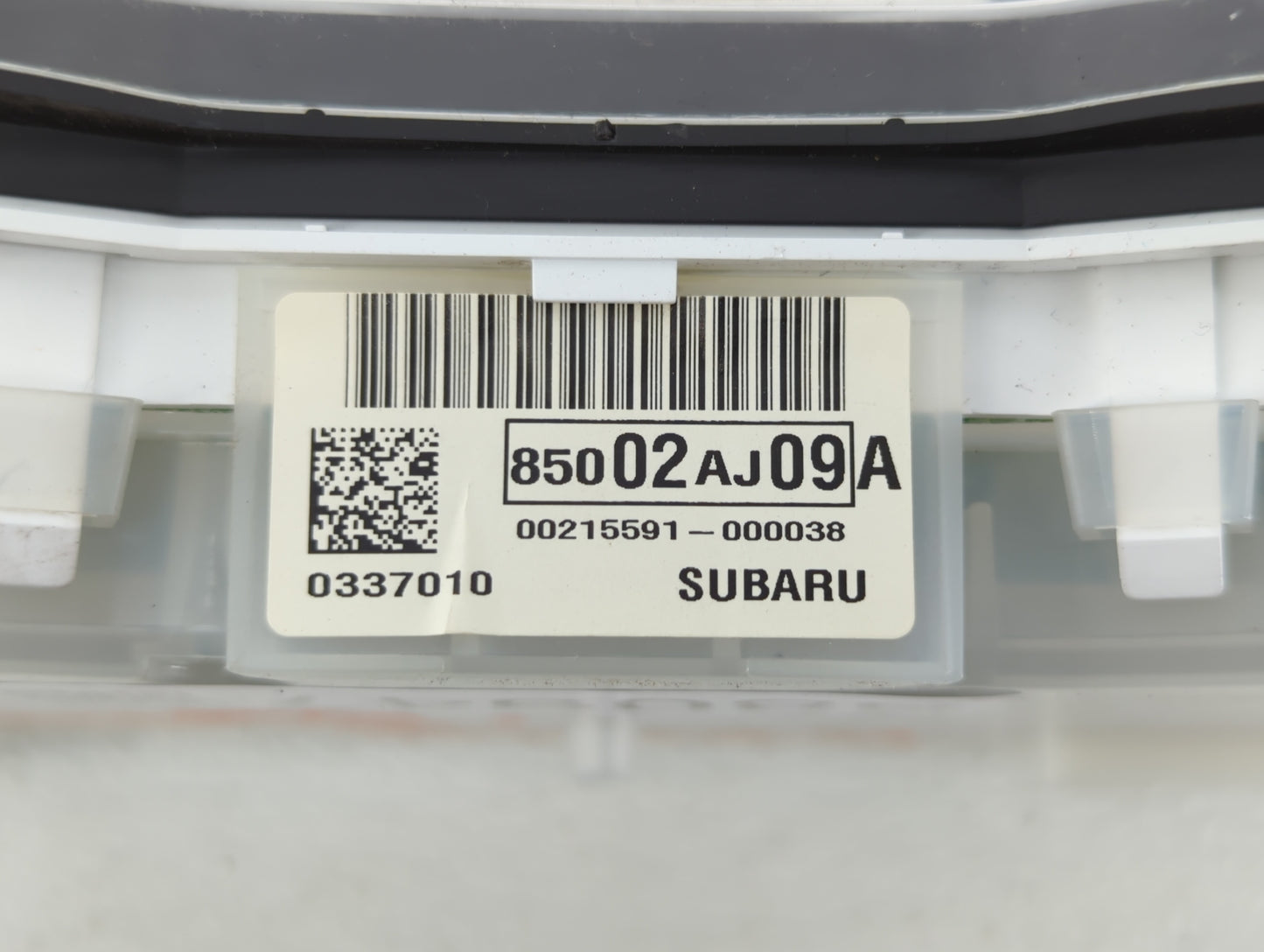 2010 Subaru Legacy Instrument Cluster Speedometer Gauges P/N:0337010 00215591-000038, 85002AJ09 A Fits OEM Used Auto Parts -