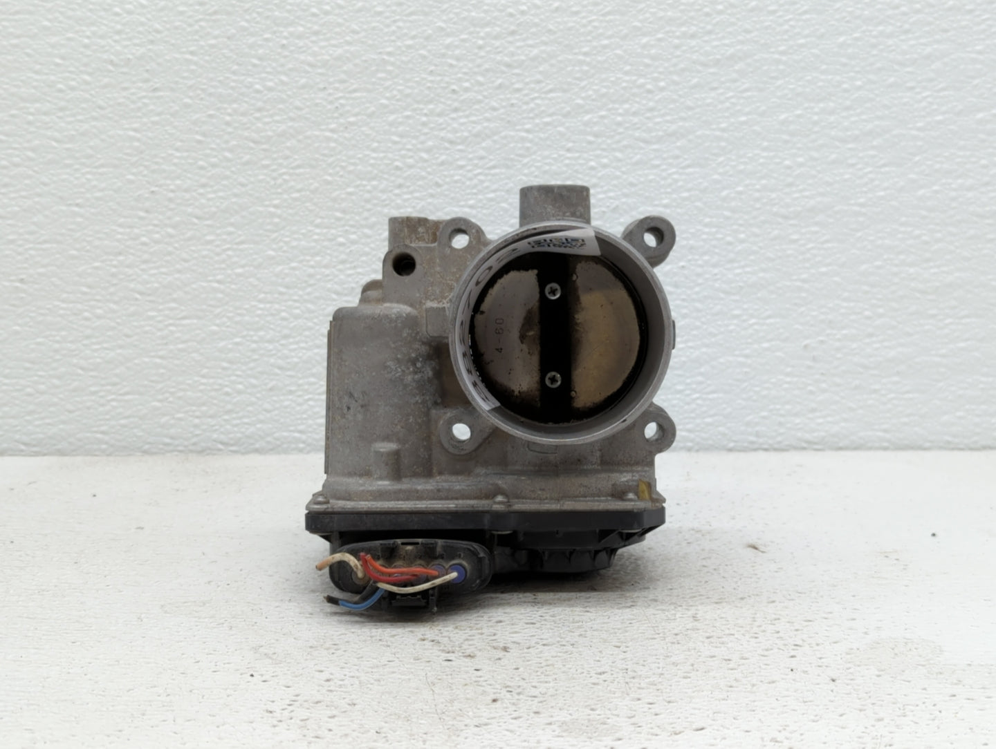 2010-2012 Subaru Legacy Throttle Body P/N:16112AA350 Fits Fits 2010 2011 2012 OEM Used Auto Parts - Oemusedautoparts1.com