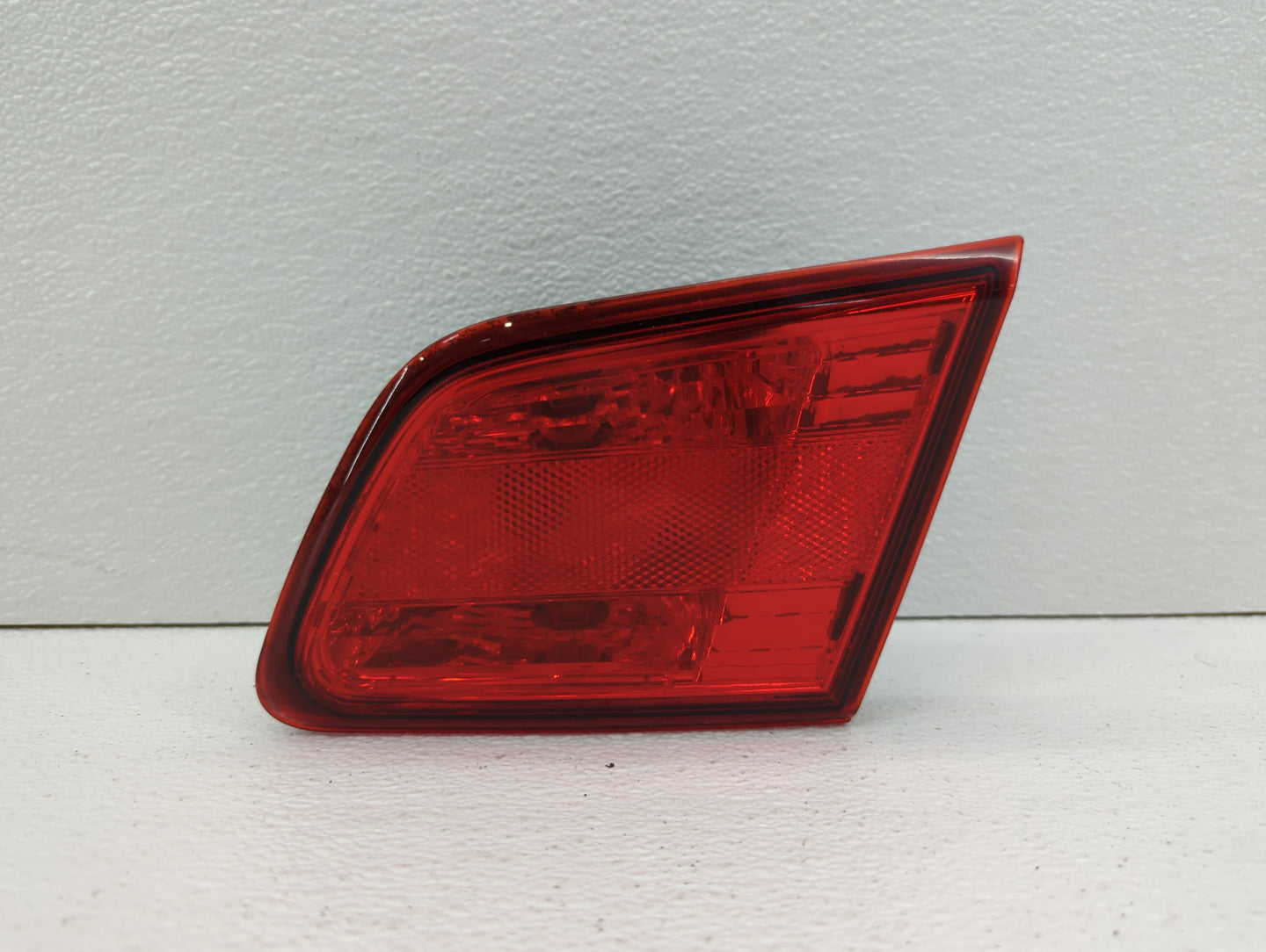 2010-2014 Subaru Legacy Tail Light Assembly Driver Left OEM P/N:2PA 946 099 Fits Fits 2010 2011 2012 2013 2014 OEM Used Auto