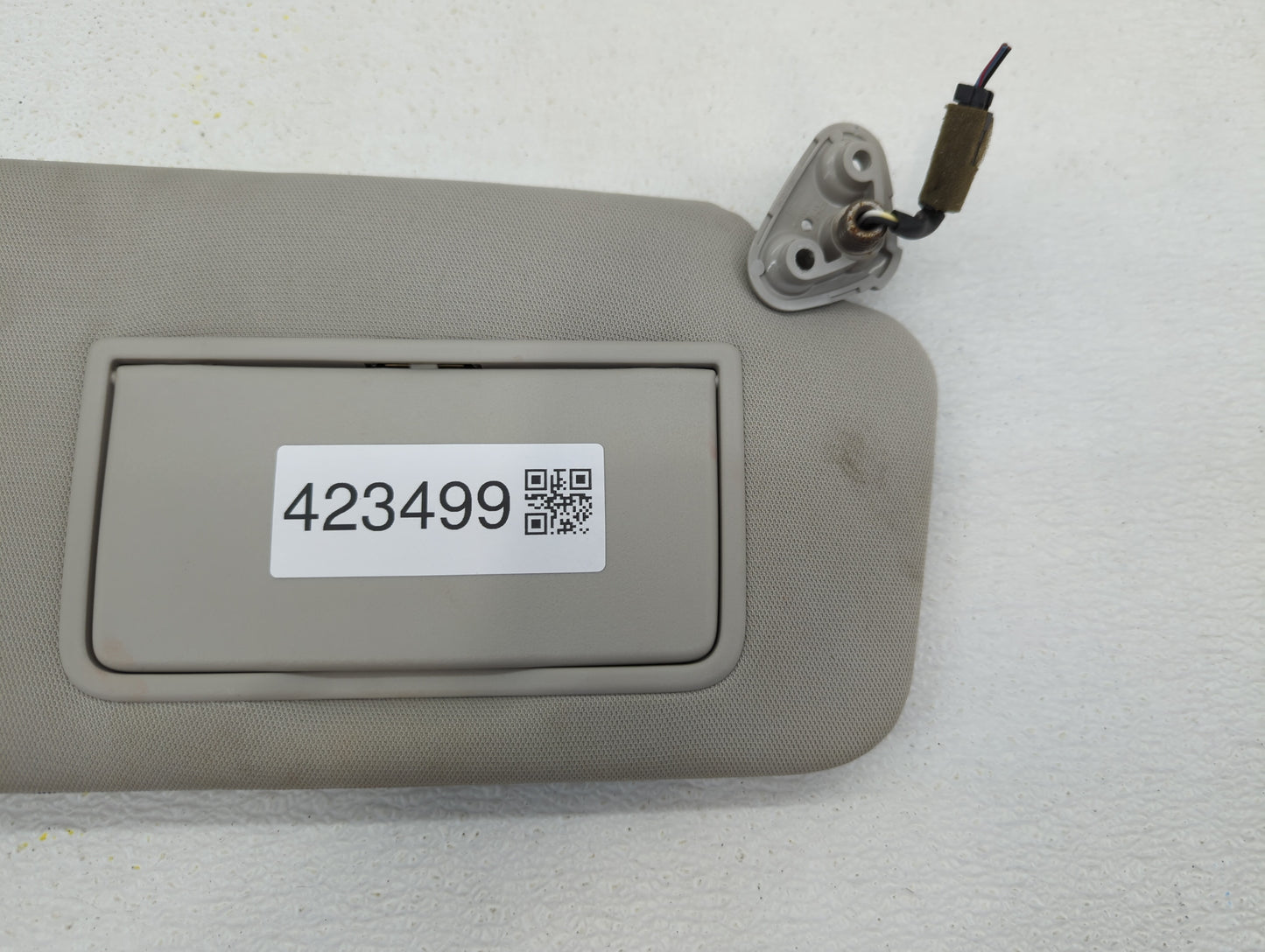 2010-2014 Subaru Legacy Sun Visor Shade Replacement Passenger Right Mirror Fits Fits 2010 2011 2012 2013 2014 OEM Used Auto 