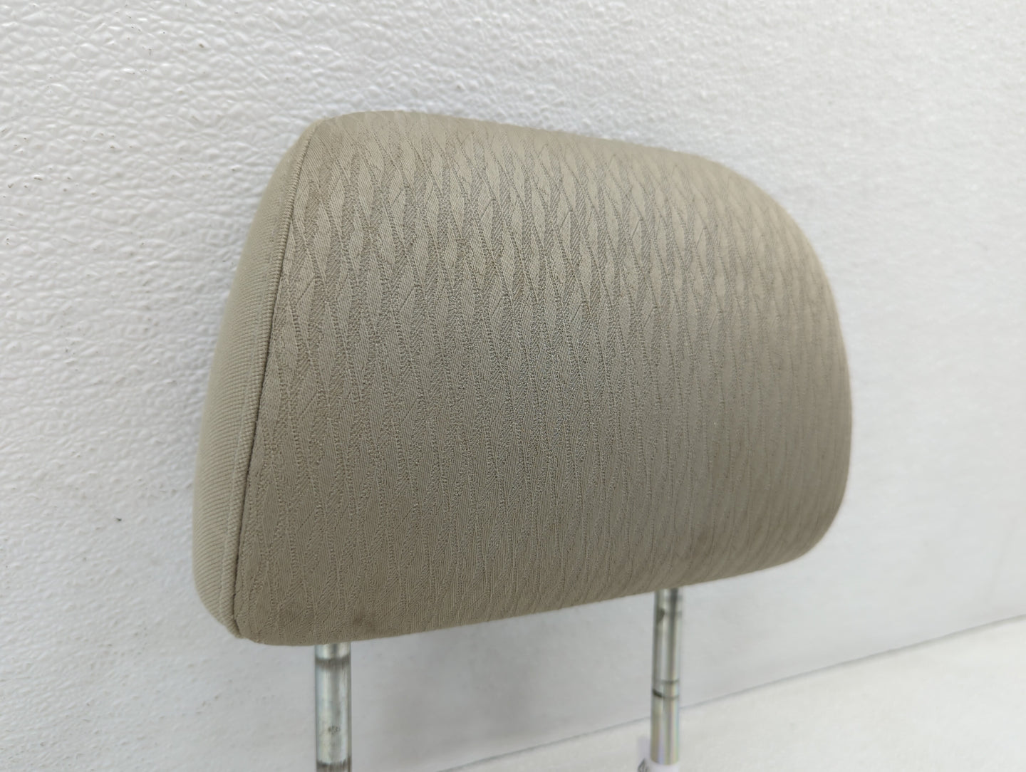 2010-2012 Subaru Legacy Headrest Head Rest Front Driver Passenger Seat Fits Fits 2010 2011 2012 OEM Used Auto Parts - Oemuse