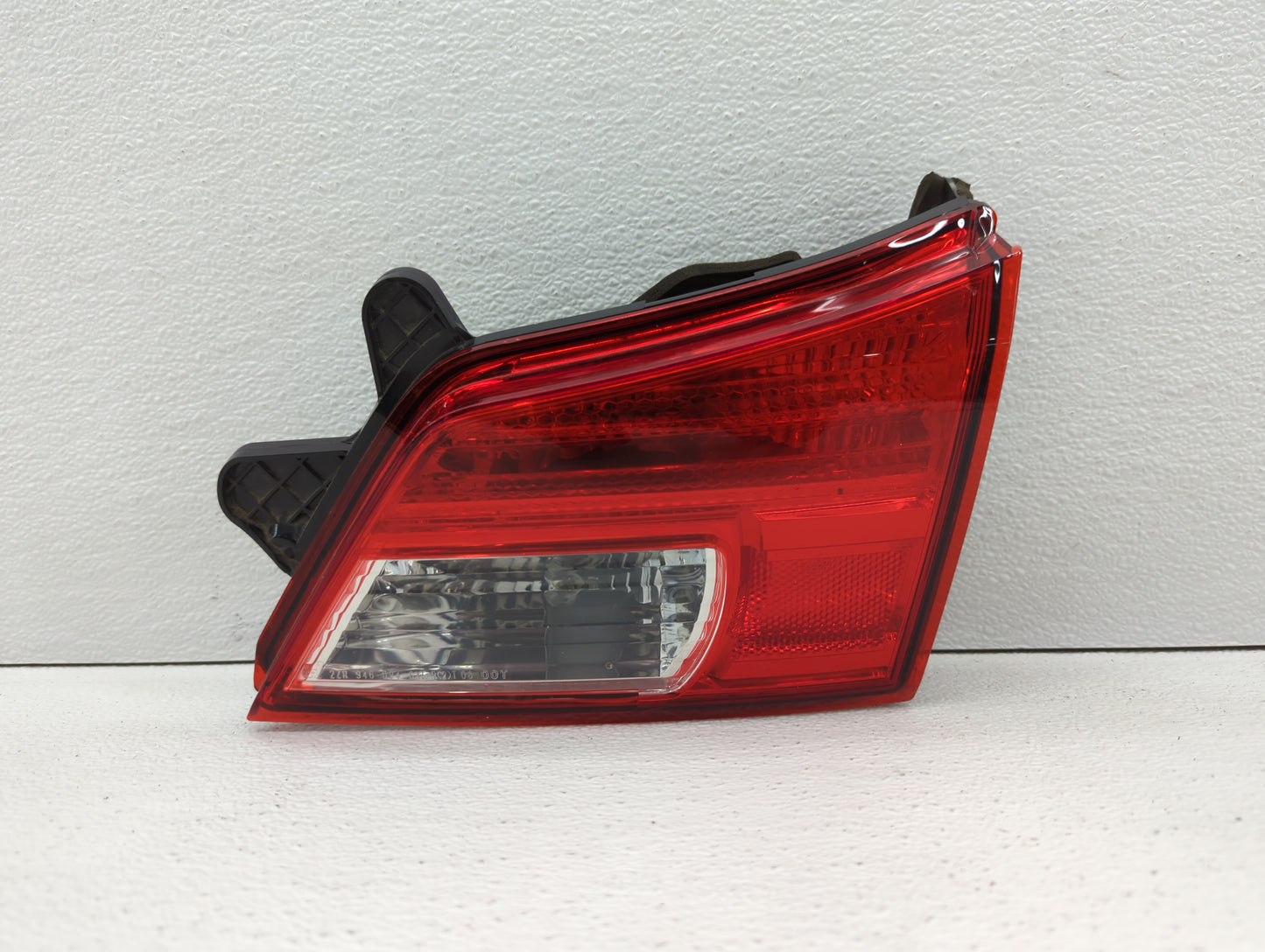 2010-2013 Subaru Legacy Tail Light Assembly Passenger Right OEM Fits Fits 2010 2011 2012 2013 OEM Used Auto Parts - Oemuseda