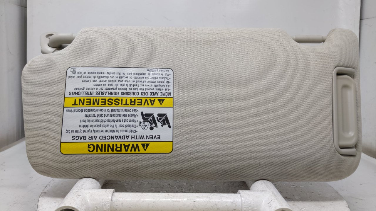 2010 Subaru Legacy Sun Visor Shade Replacement Passenger Right Mirror Fits OEM Used Auto Parts - Oemusedautoparts1.com