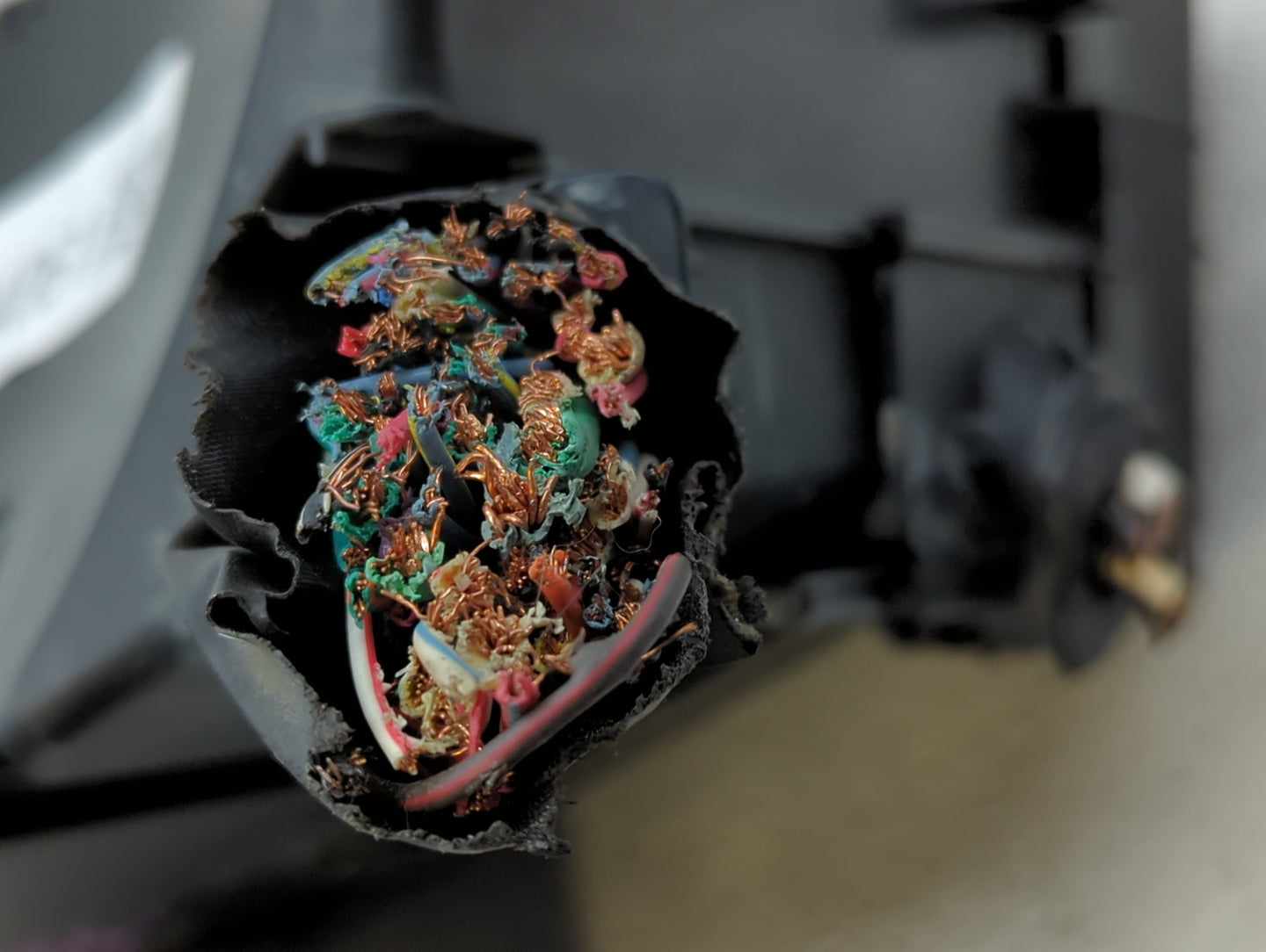 2010-2014 Subaru Legacy Fusebox Fuse Box Panel Relay Module Fits Fits 2010 2011 2012 2013 2014 OEM Used Auto Parts - Oemused