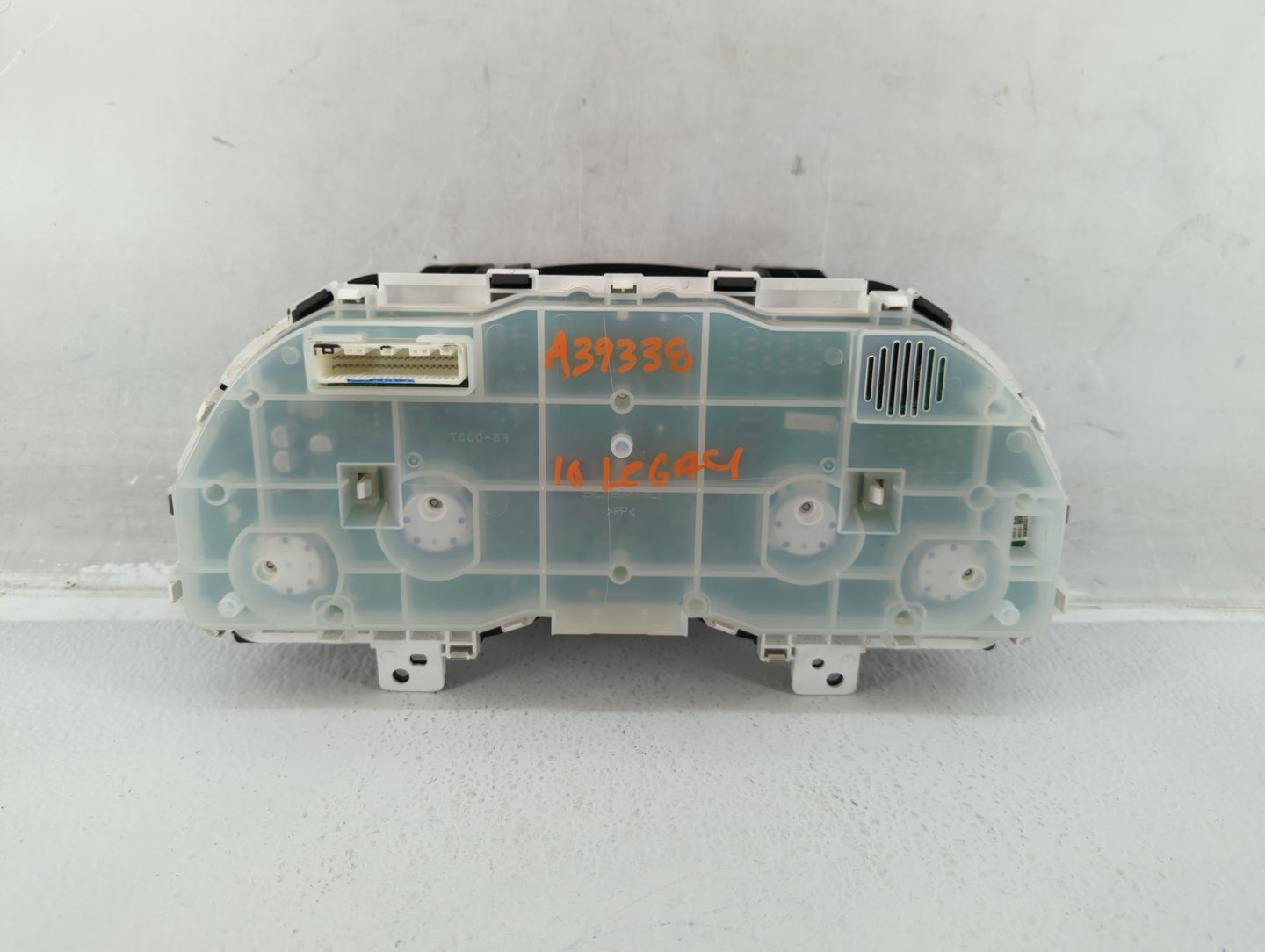 2010 Subaru Legacy Instrument Cluster Speedometer Gauges P/N:85002AJ05A Fits OEM Used Auto Parts - Oemusedautoparts1.com