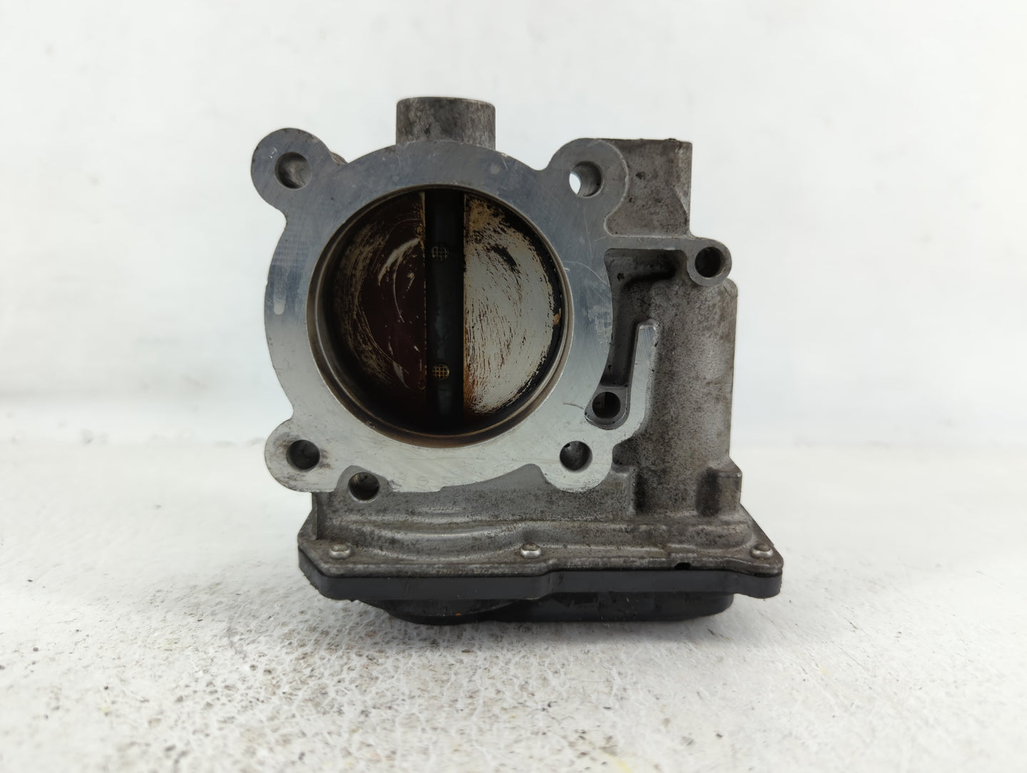 2010-2012 Subaru Legacy Throttle Body P/N:16112AA350 Fits Fits 2010 2011 2012 OEM Used Auto Parts - Oemusedautoparts1.com