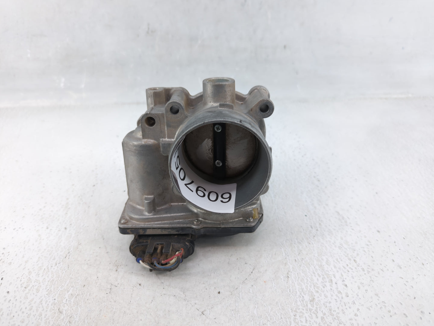 2010-2012 Subaru Legacy Throttle Body P/N:16112AA350 Fits Fits 2010 2011 2012 OEM Used Auto Parts - Oemusedautoparts1.com