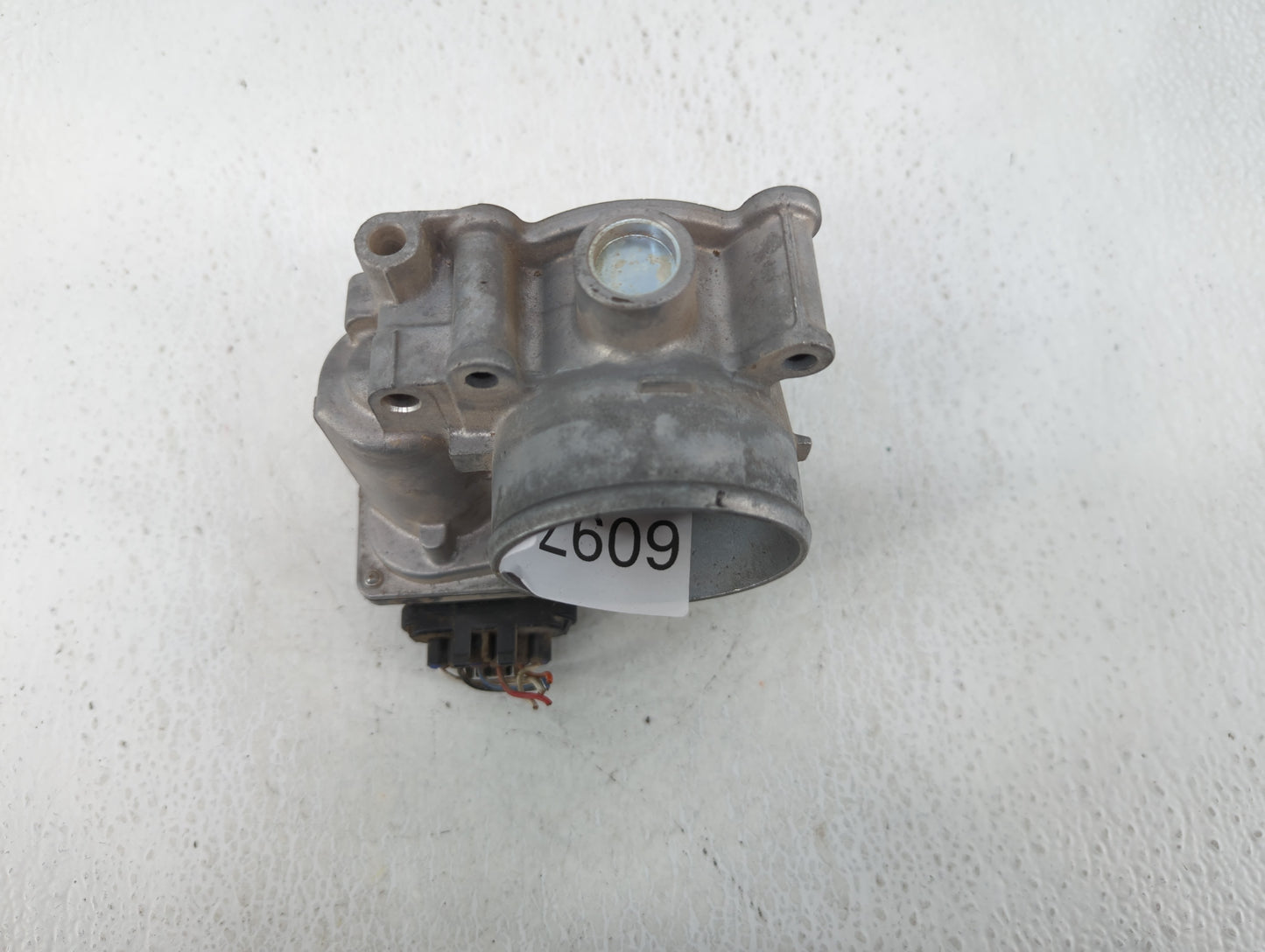 2010-2012 Subaru Legacy Throttle Body P/N:16112AA350 Fits Fits 2010 2011 2012 OEM Used Auto Parts - Oemusedautoparts1.com