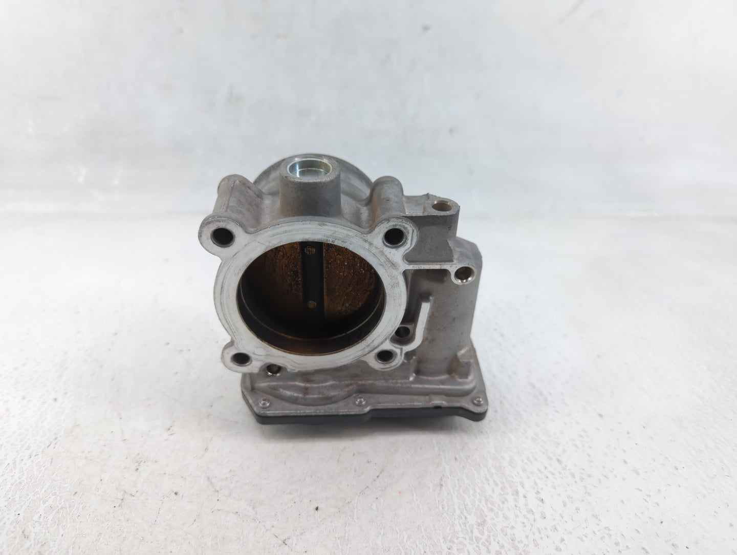 2010-2012 Subaru Legacy Throttle Body P/N:16112AA350 Fits Fits 2010 2011 2012 OEM Used Auto Parts - Oemusedautoparts1.com