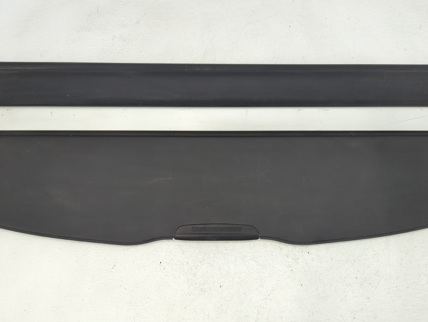 2010 Subaru Legacy Rear Cargo Cover Storage Retractable Shade Black - Oemusedautoparts1.com