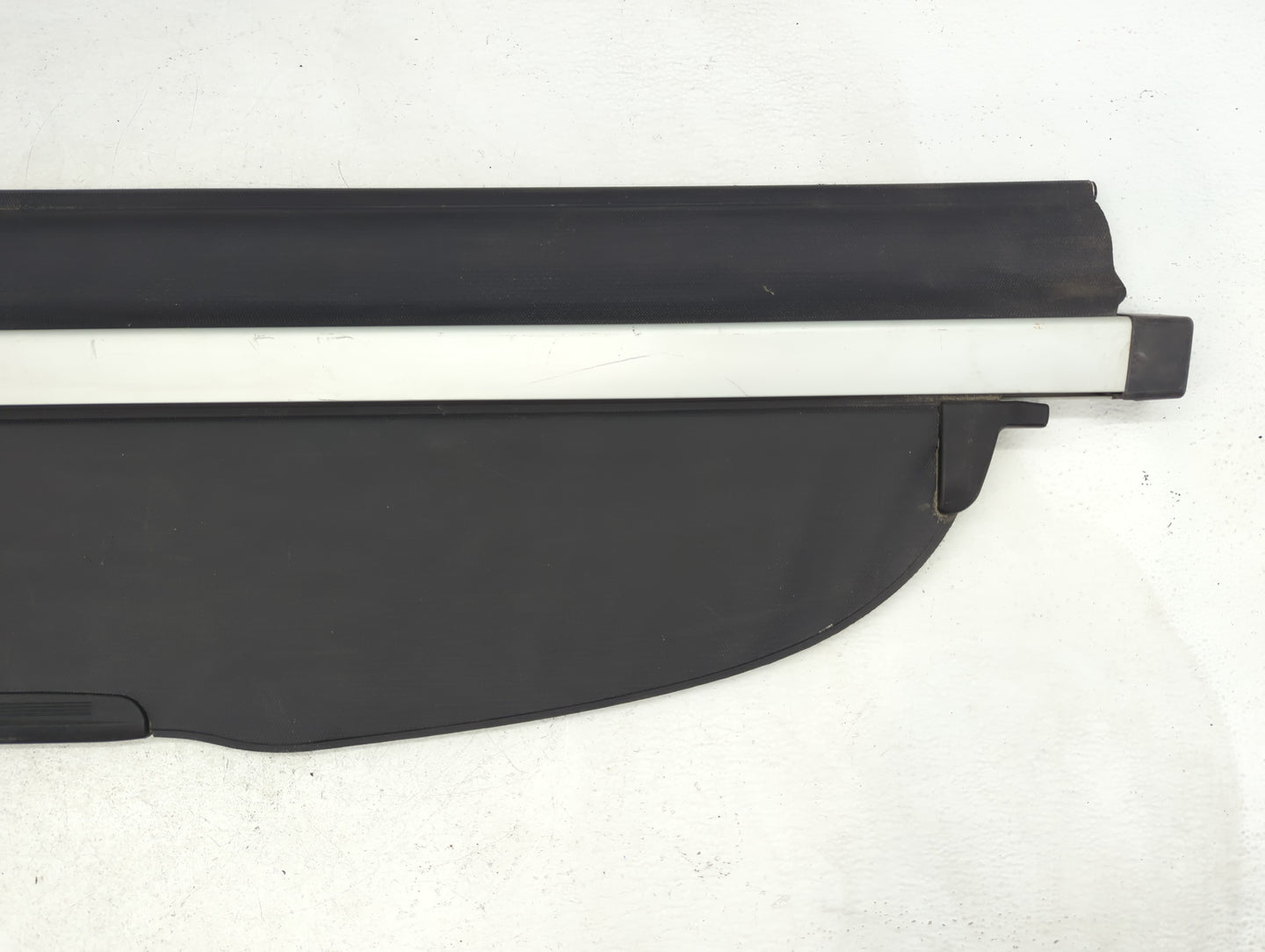 2010 Subaru Legacy Rear Cargo Cover Storage Retractable Shade Black - Oemusedautoparts1.com