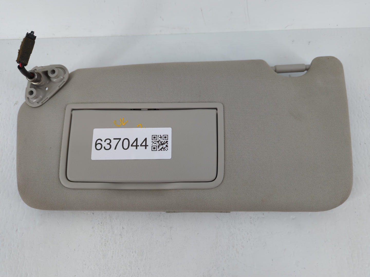 2010-2014 Subaru Legacy Sun Visor Shade Replacement Driver Left Mirror Fits Fits 2010 2011 2012 2013 2014 OEM Used Auto Part