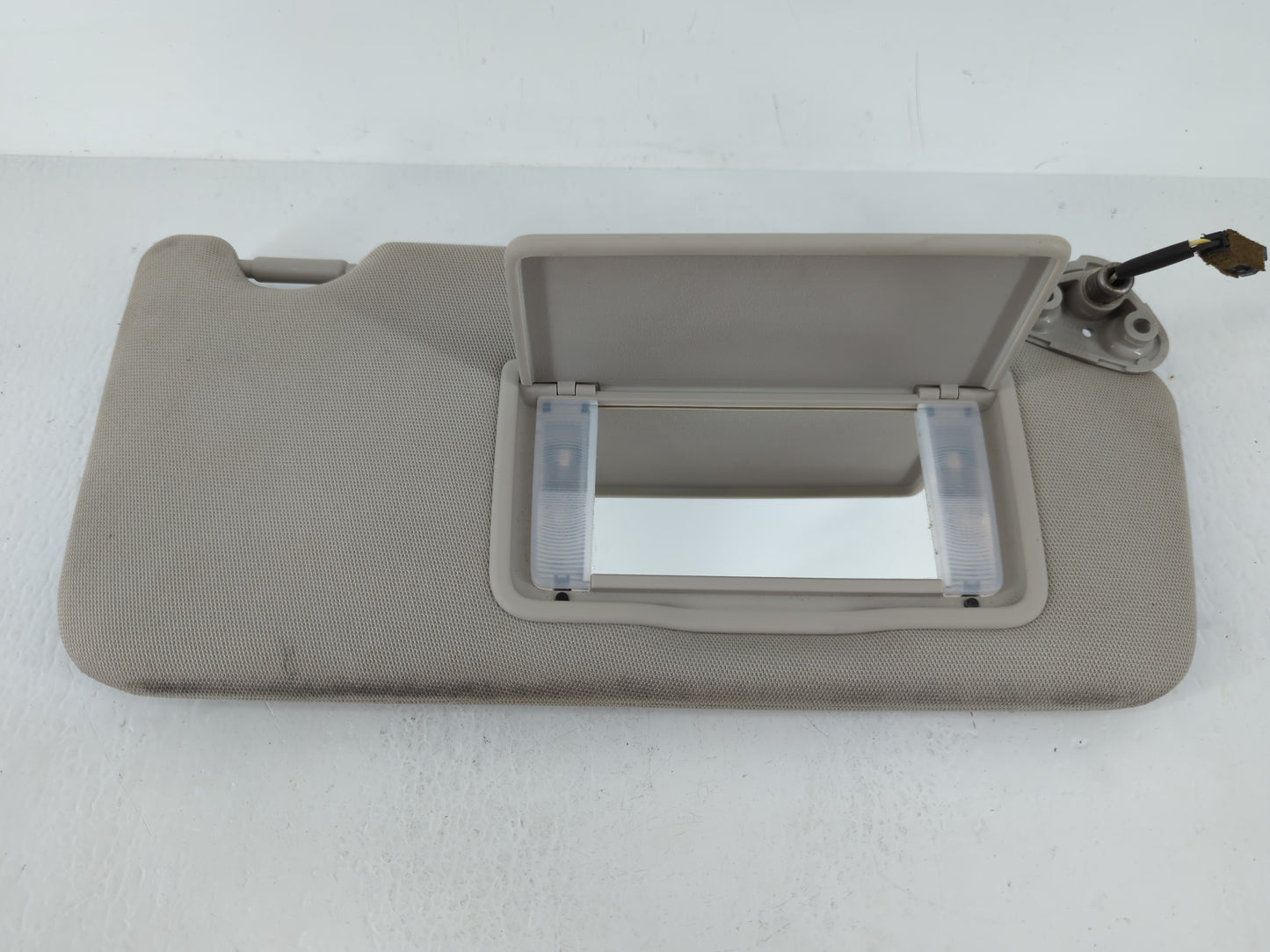 2010-2014 Subaru Legacy Sun Visor Shade Replacement Passenger Right Mirror Fits Fits 2010 2011 2012 2013 2014 OEM Used Auto 