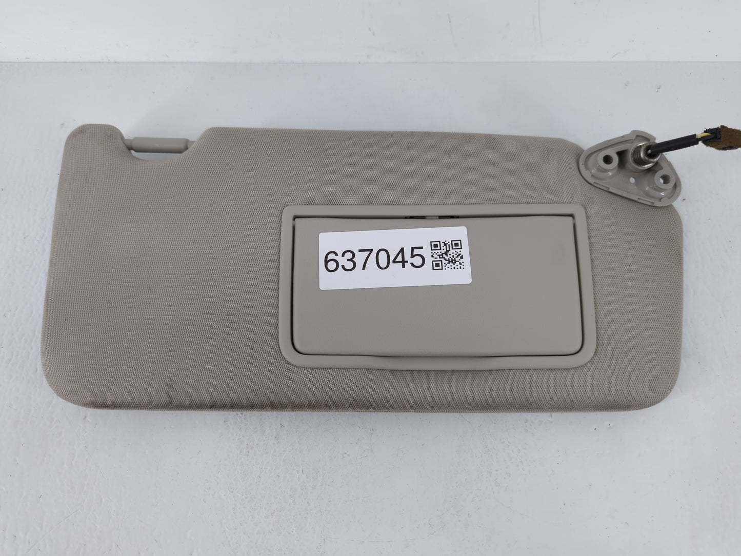 2010-2014 Subaru Legacy Sun Visor Shade Replacement Passenger Right Mirror Fits Fits 2010 2011 2012 2013 2014 OEM Used Auto 