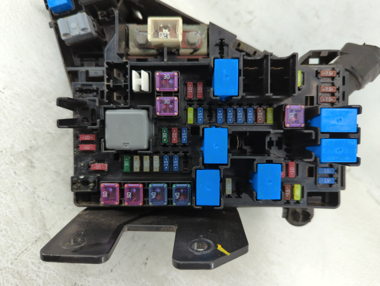 2010-2014 Subaru Legacy Fusebox Fuse Box Panel Relay Module P/N:MB503200B Fits Fits 2010 2011 2012 2013 2014 OEM Used Auto P