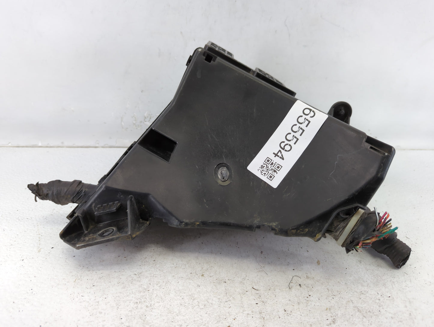 2010-2014 Subaru Legacy Fusebox Fuse Box Panel Relay Module P/N:MB503200B Fits Fits 2010 2011 2012 2013 2014 OEM Used Auto P