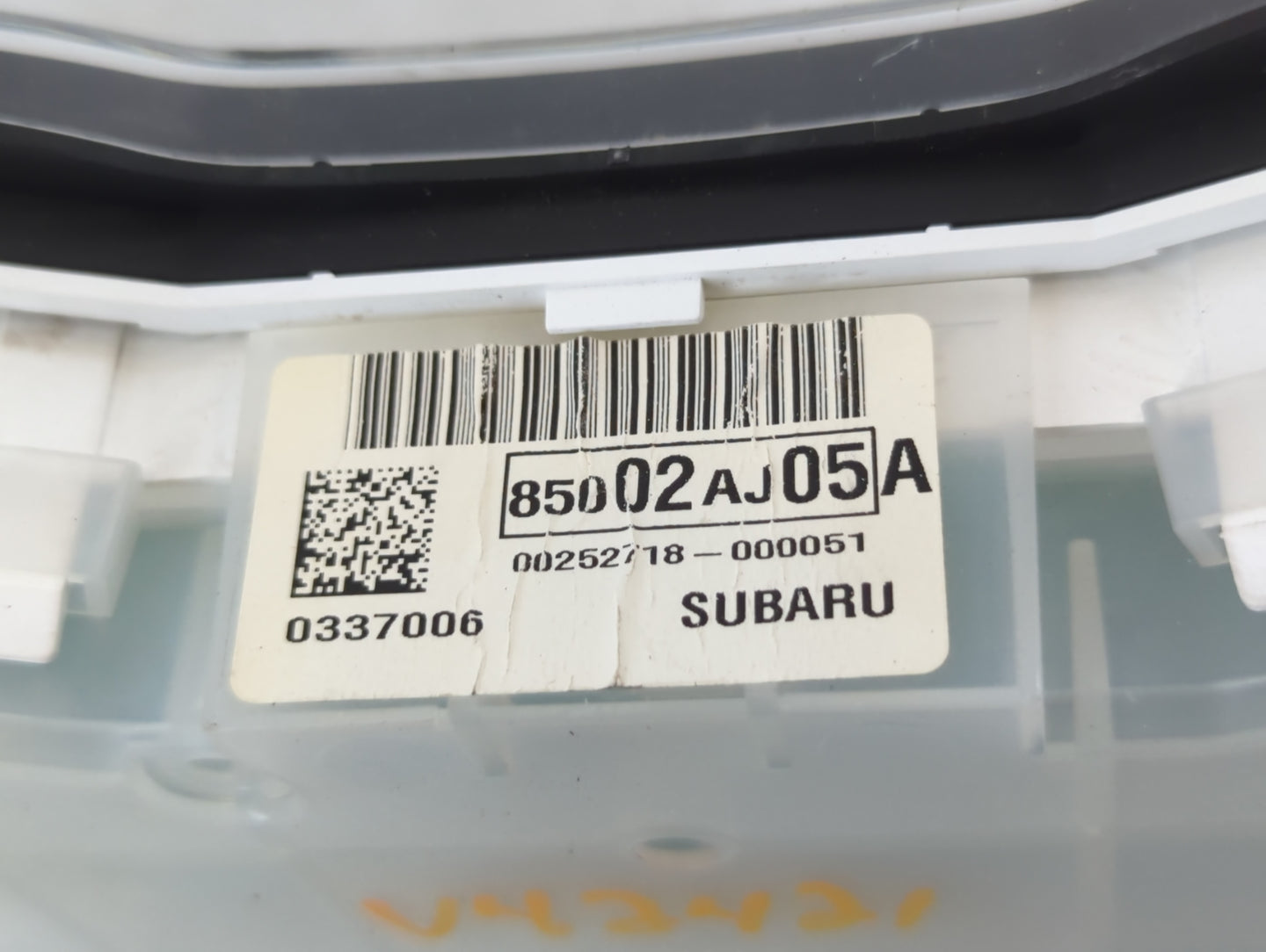 2010 Subaru Legacy Instrument Cluster Speedometer Gauges P/N:85002AJ05A Fits OEM Used Auto Parts - Oemusedautoparts1.com