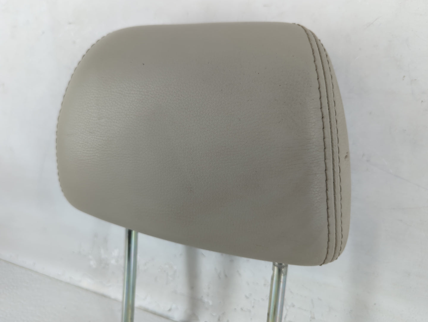 2010 Subaru Legacy Headrest Head Rest Front Driver Passenger Seat Grey - Oemusedautoparts1.com