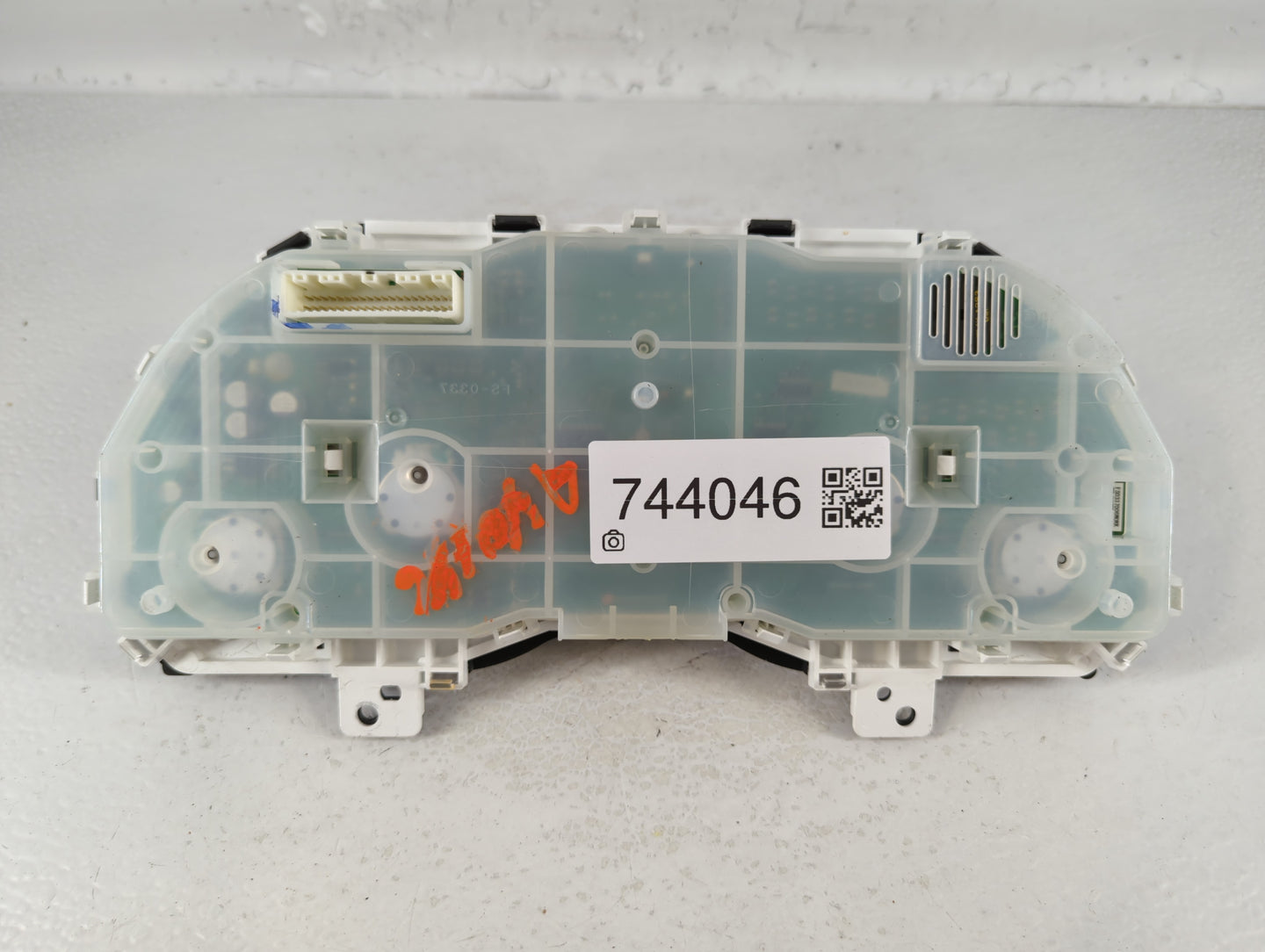 2010 Subaru Legacy Instrument Cluster Speedometer Gauges P/N:85002AJ05A Fits OEM Used Auto Parts - Oemusedautoparts1.com