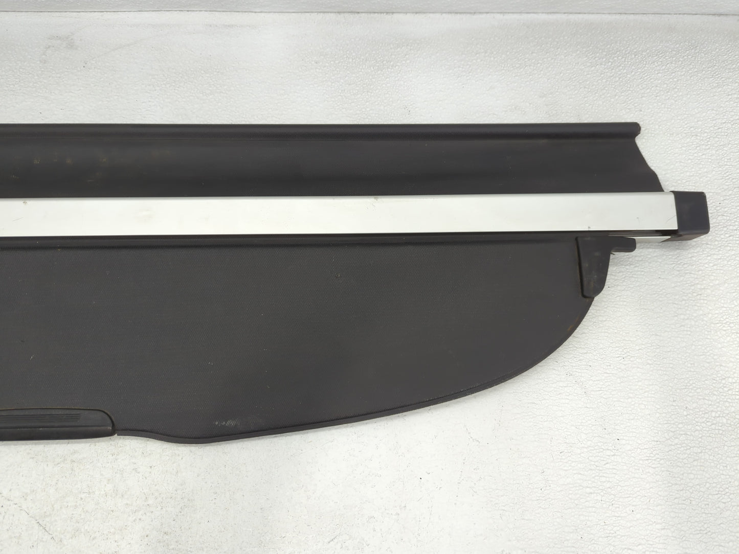 2010 Subaru Legacy Rear Cargo Cover Storage Retractable Shade - Oemusedautoparts1.com