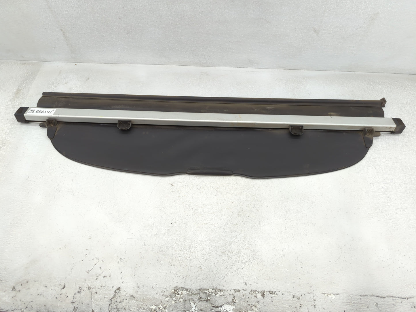 2010 Subaru Legacy Rear Cargo Cover Storage Retractable Shade - Oemusedautoparts1.com