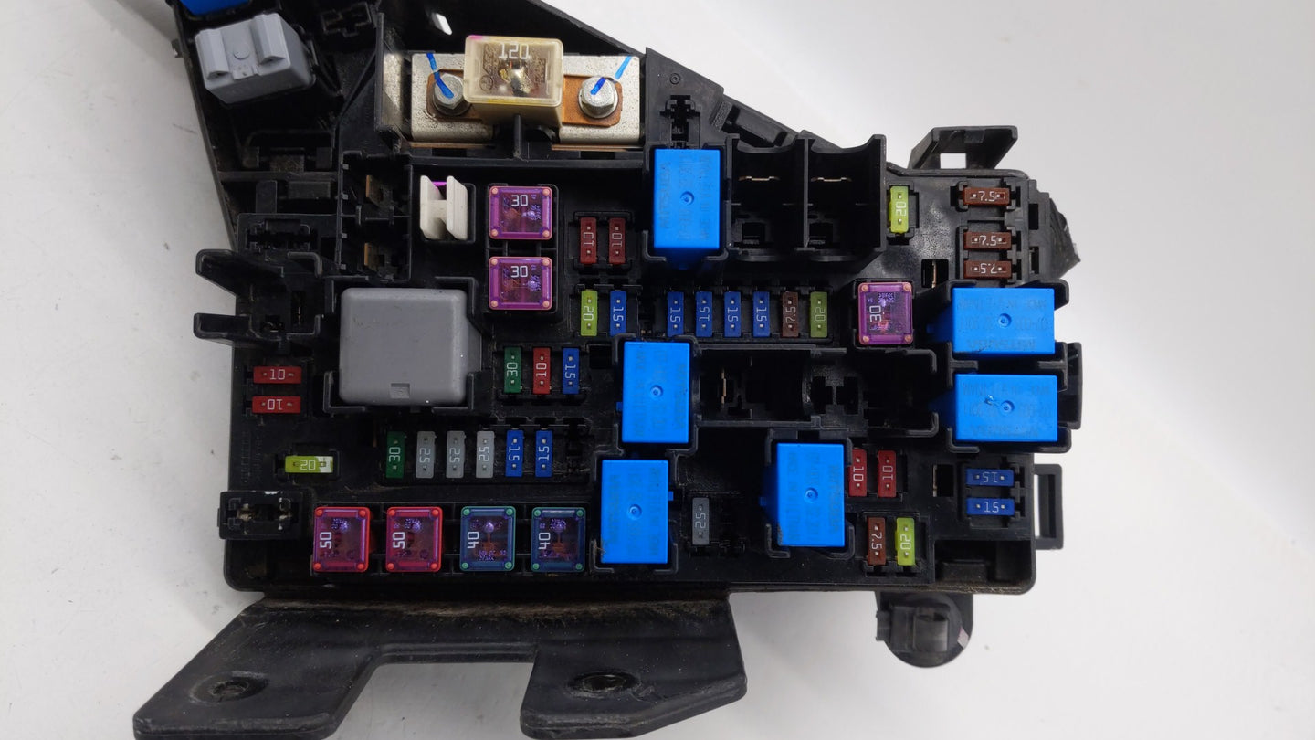 2010 Subaru Legacy Fusebox Fuse Box Panel Relay Module P/N:MB102800B Fits Fits 2011 2012 2013 2014 OEM Used Auto Parts - Oem