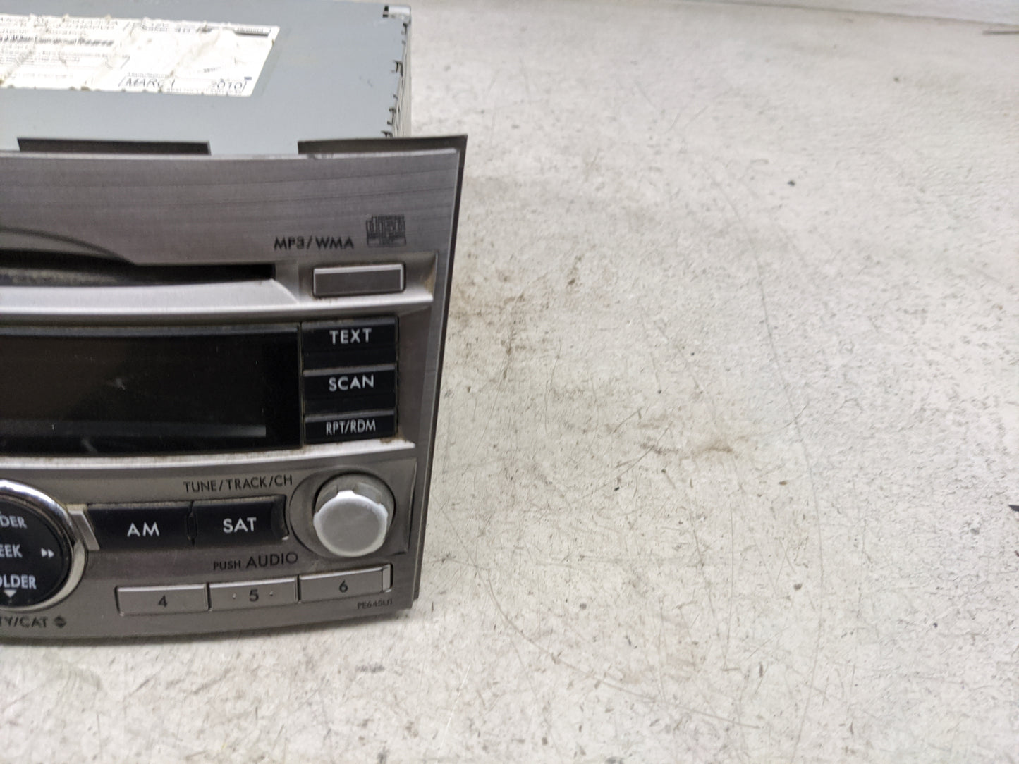 2010 Subaru Outback Radio AM FM Cd Player Receiver Replacement P/N:E201AJ4A 86201AJ4A, AJ-JF1860VD Fits OEM Used Auto Parts 