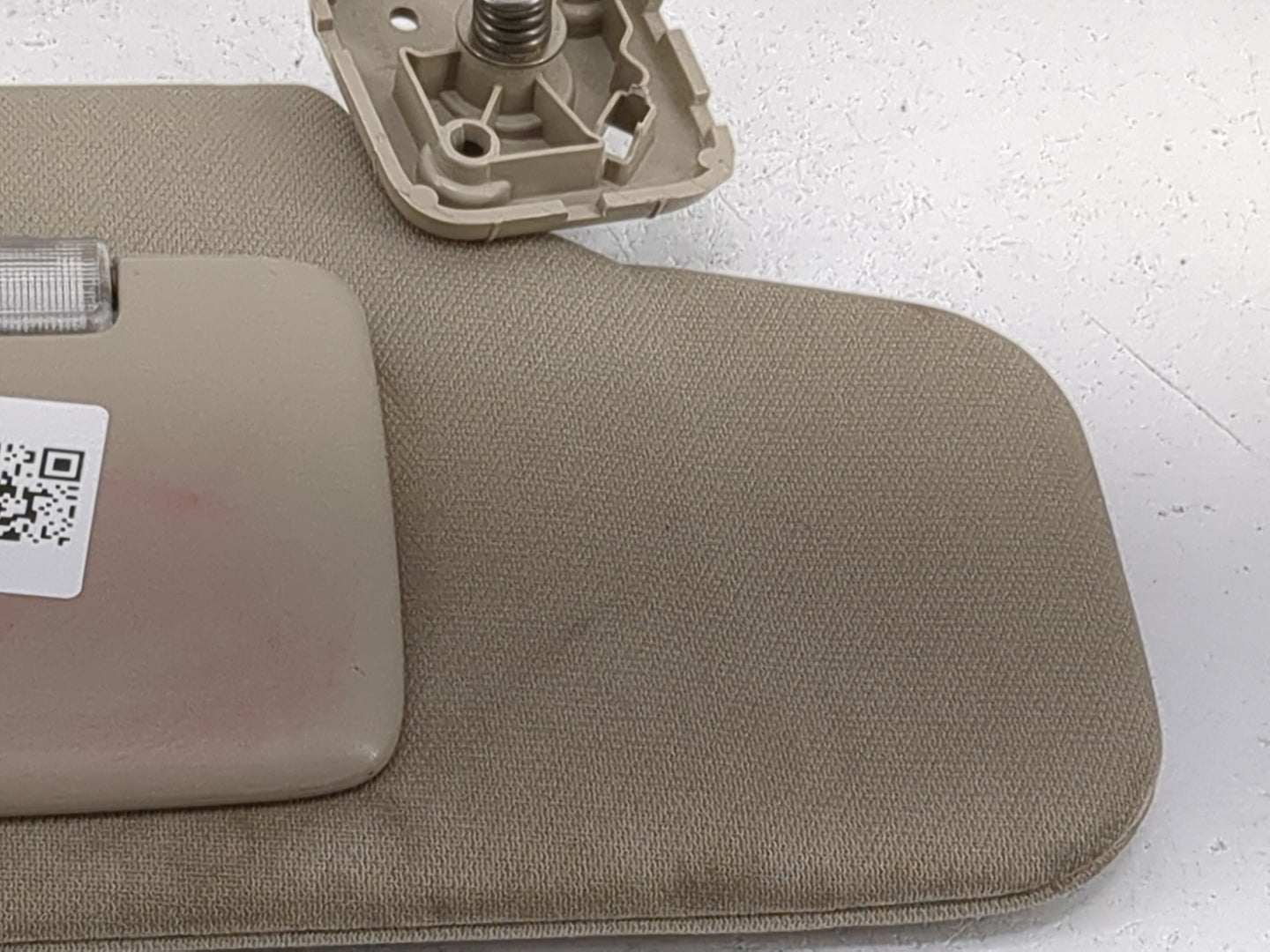 2010 Subaru Outback Sun Visor Shade Replacement Passenger Right Mirror Fits OEM Used Auto Parts - Oemusedautoparts1.com